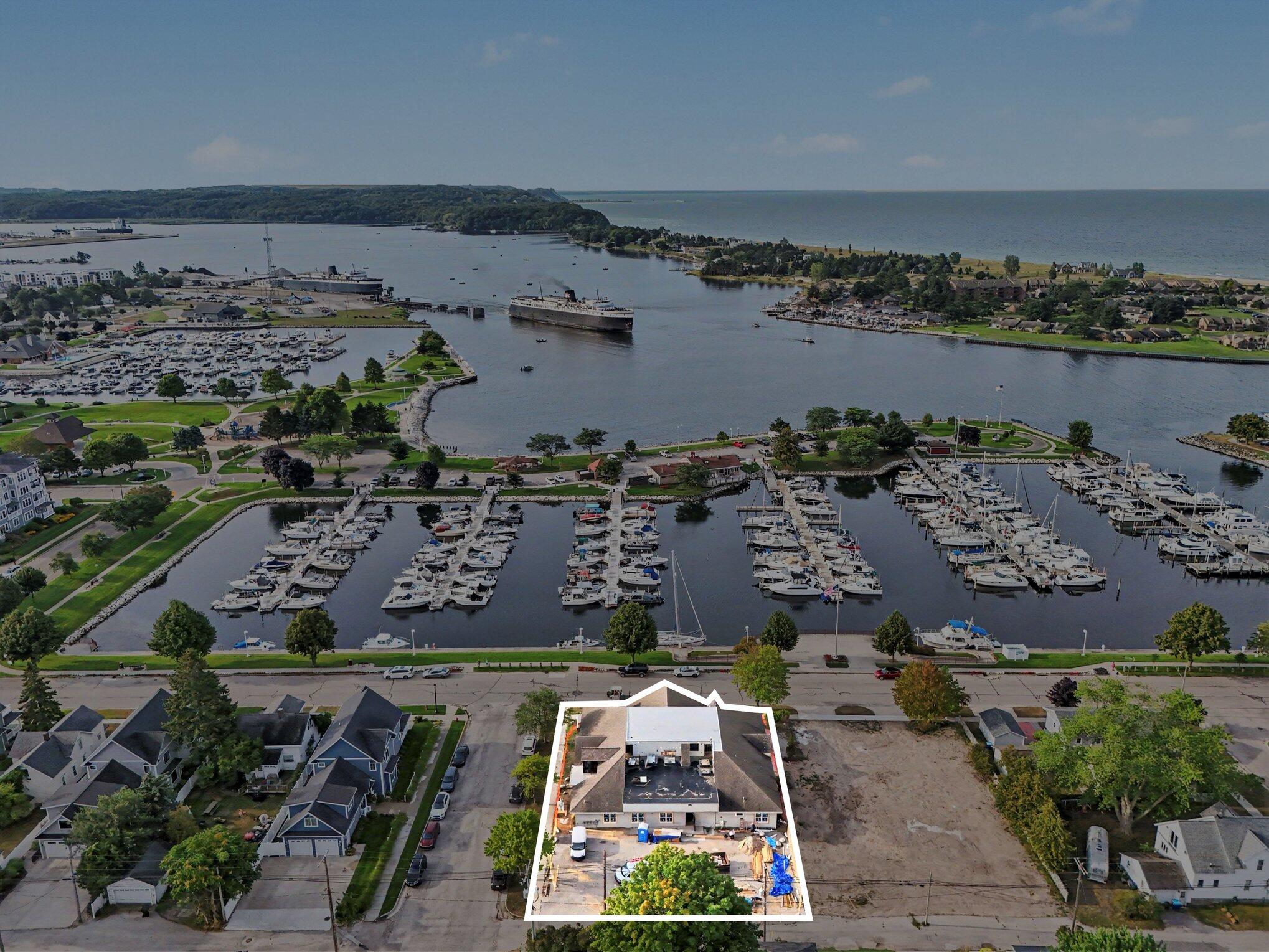 502 W Loomis Street Ludington MI 49431