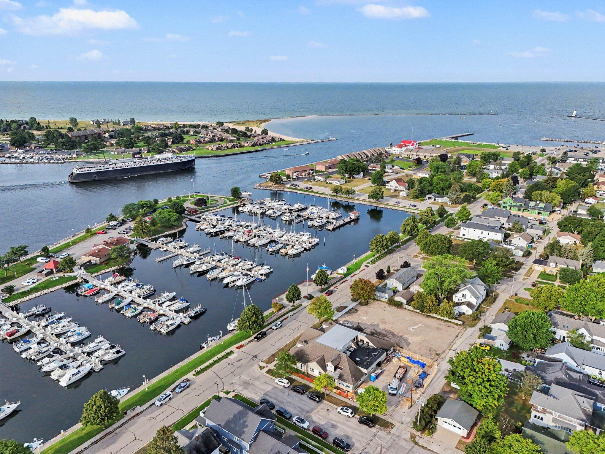502 W Loomis Street Ludington MI 49431