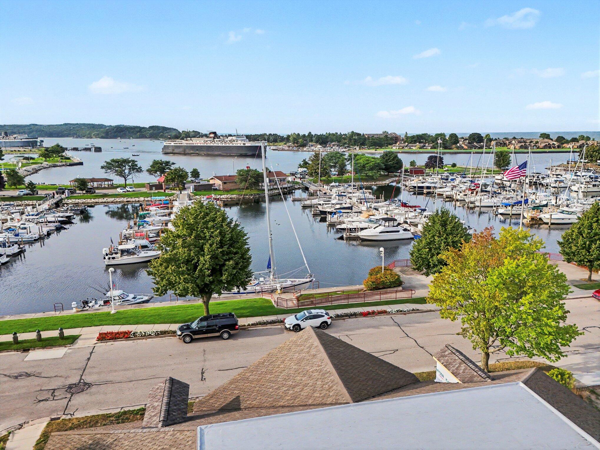 502 W Loomis Street Ludington MI 49431