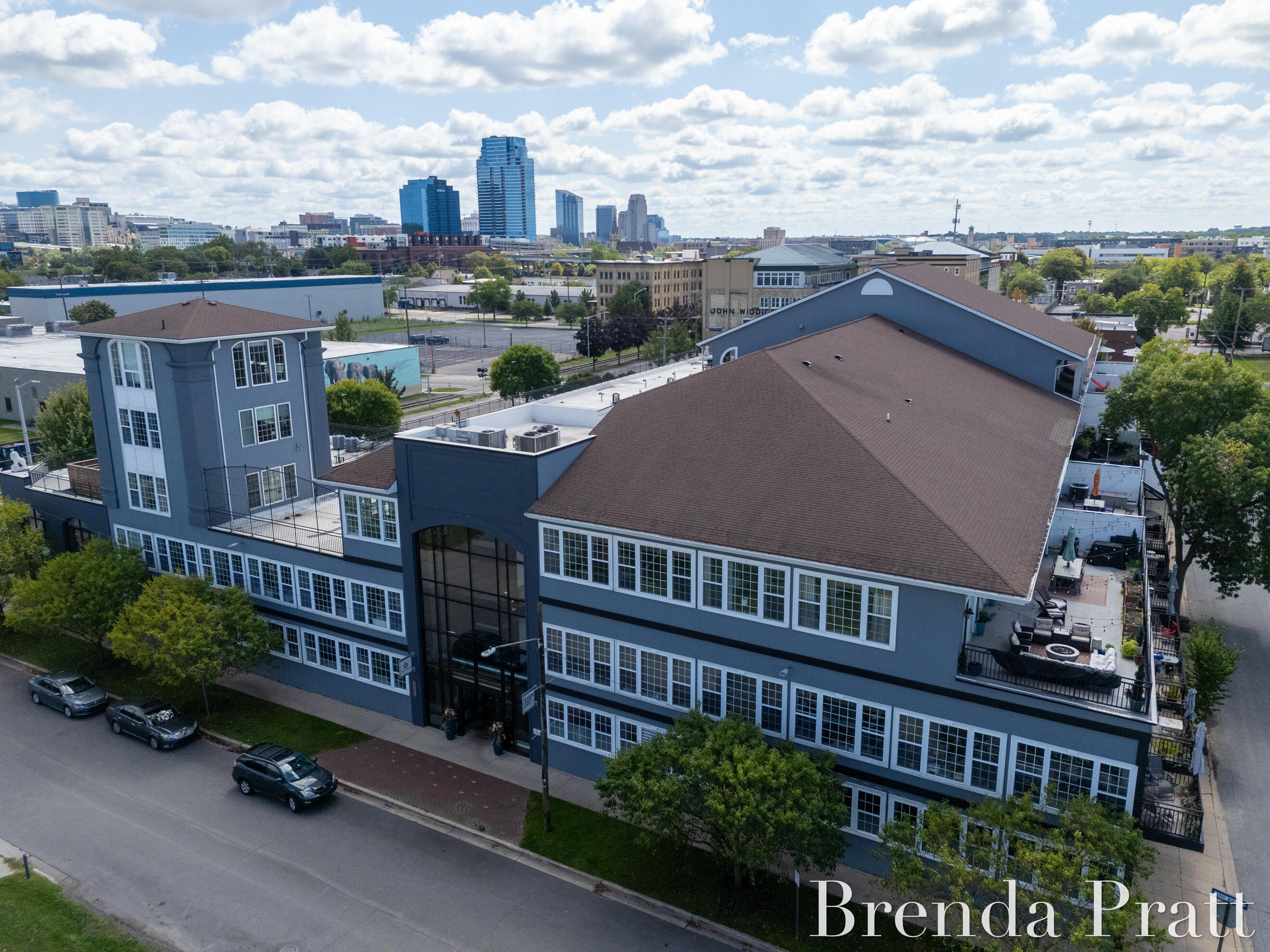 600 7th Street NW Grand Rapids MI 49504