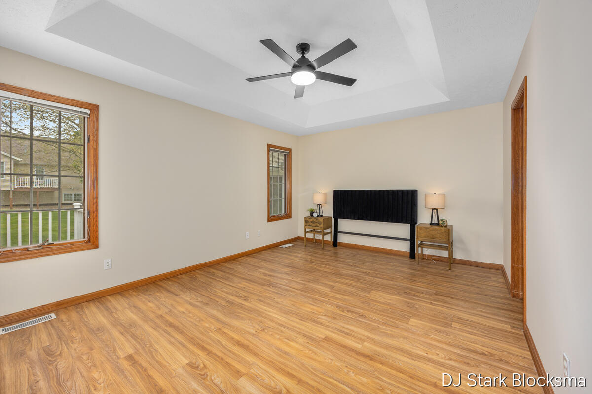 2038 Palmerton Court NE Grand Rapids MI 49505