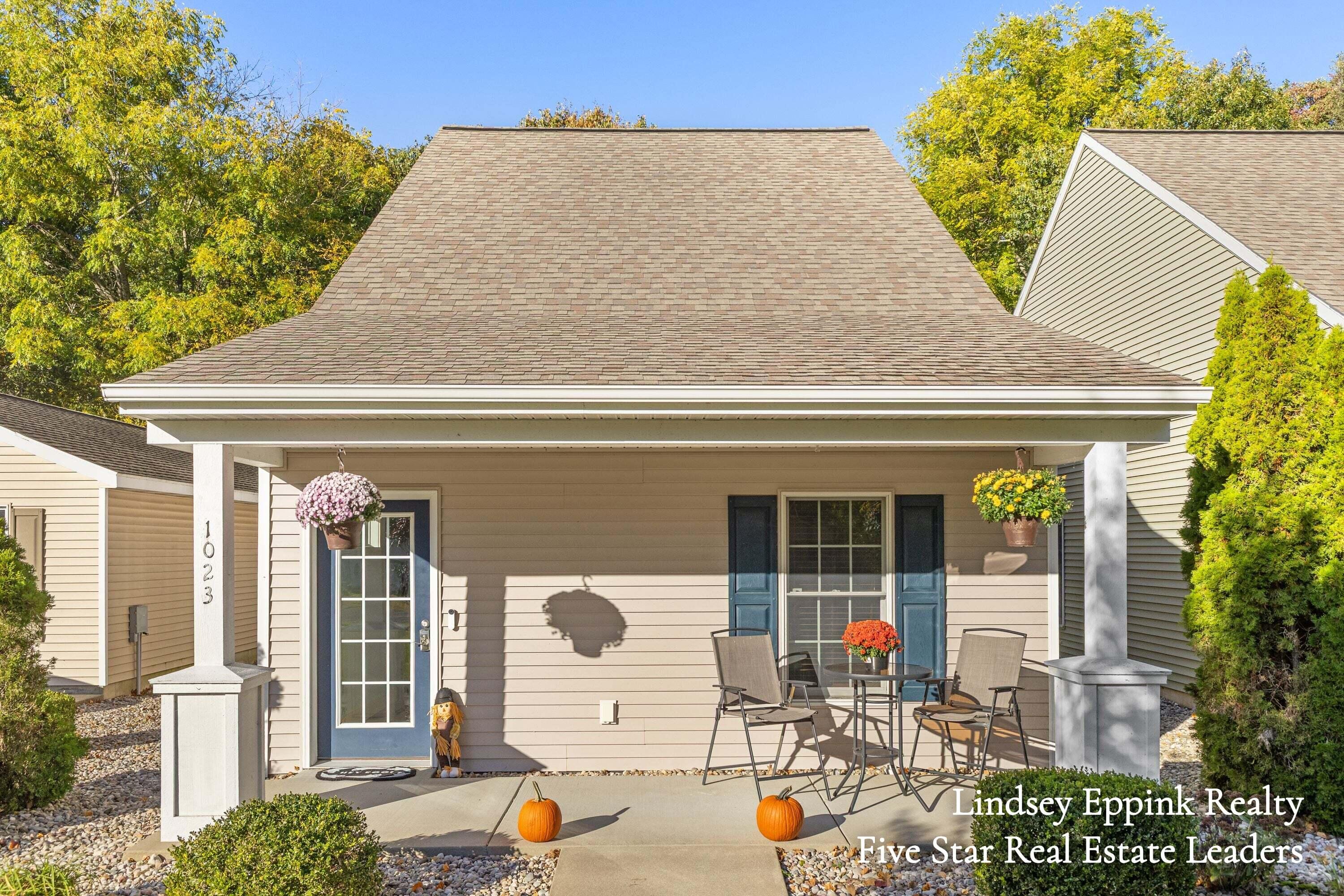 1023 Moreland Street Grand Haven MI 49417