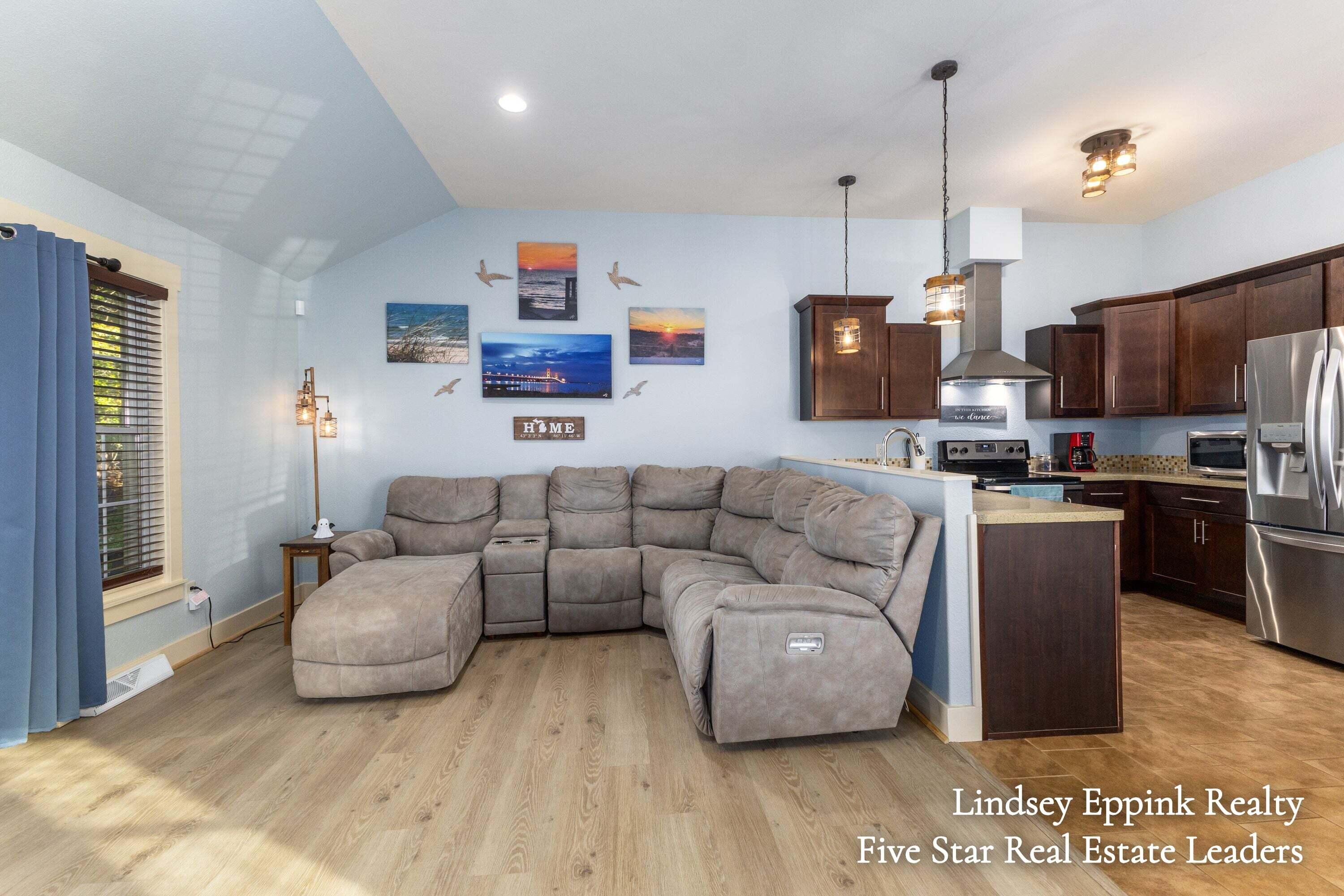 1023 Moreland Street Grand Haven MI 49417
