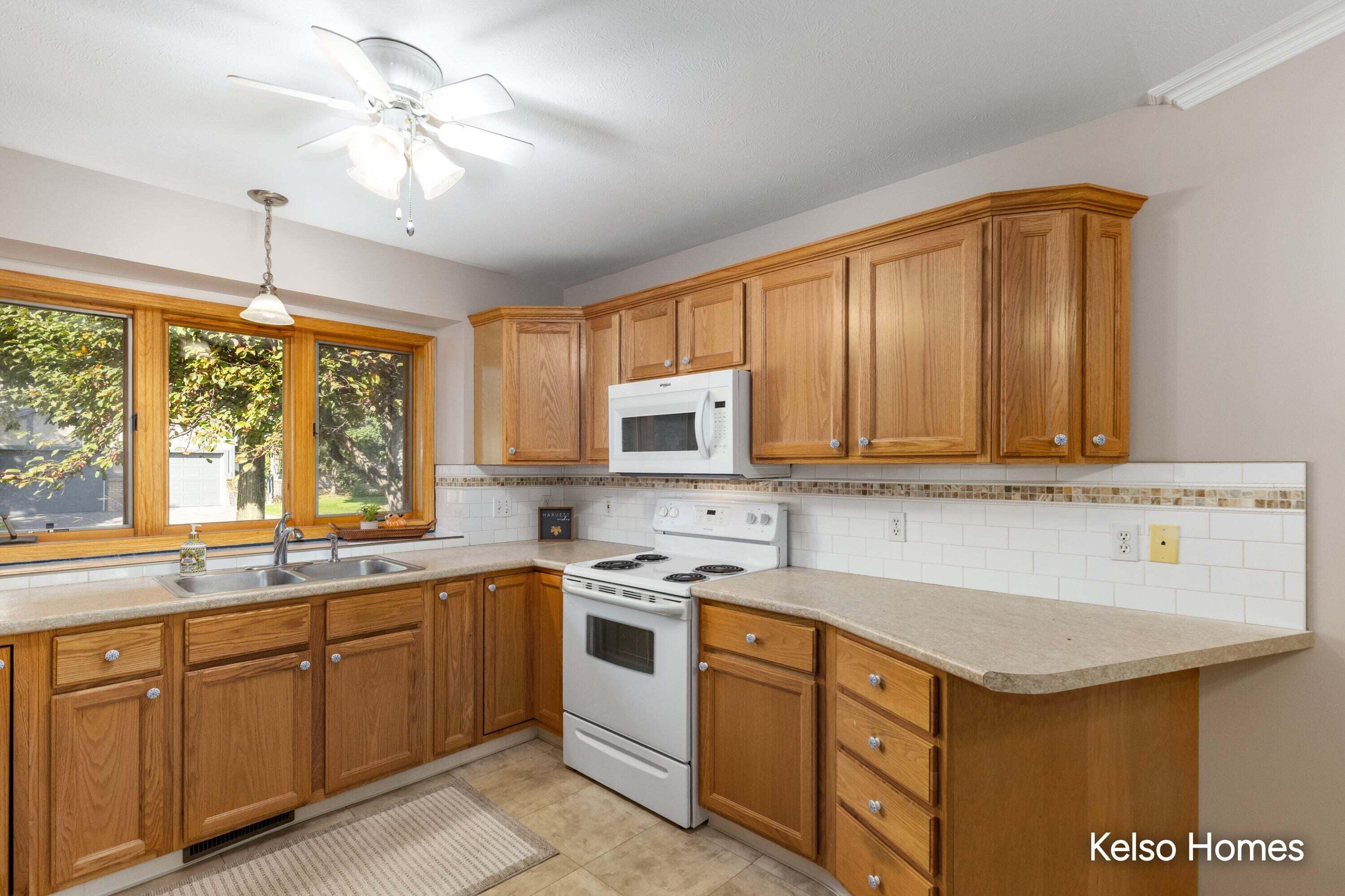 3007 Kay Drive SE Grand Rapids MI 49508