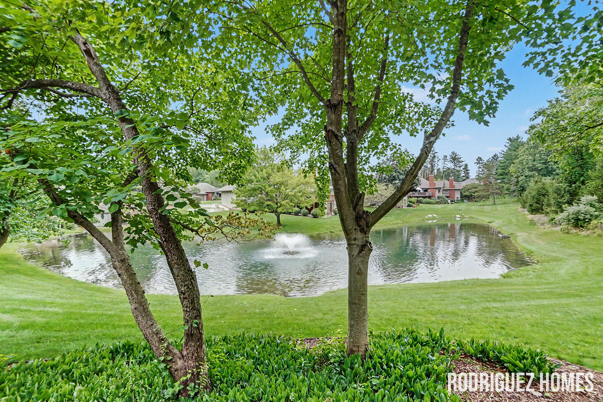 6270 Heathmoor Court SE Grand Rapids MI 49546