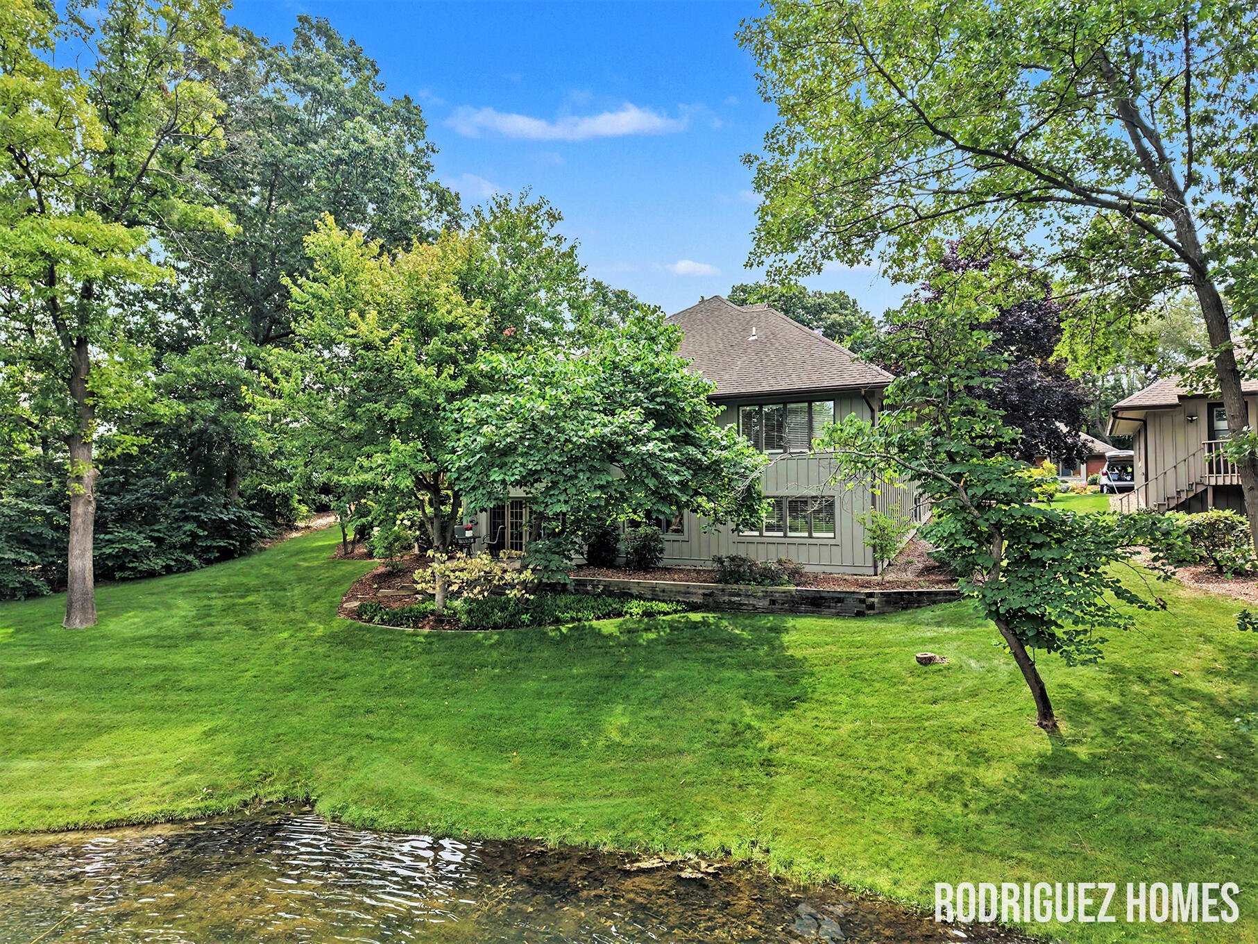 6270 Heathmoor Court SE Grand Rapids MI 49546