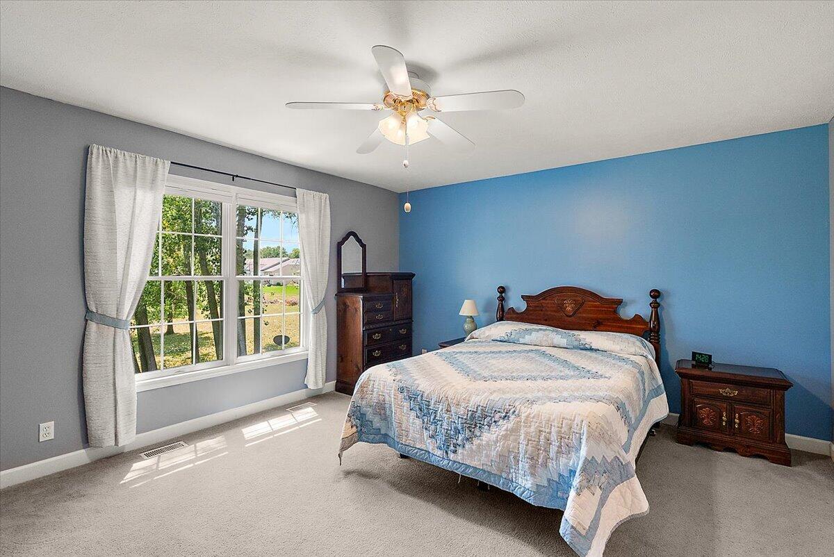 11382 E Lake Drive Holland MI 49424