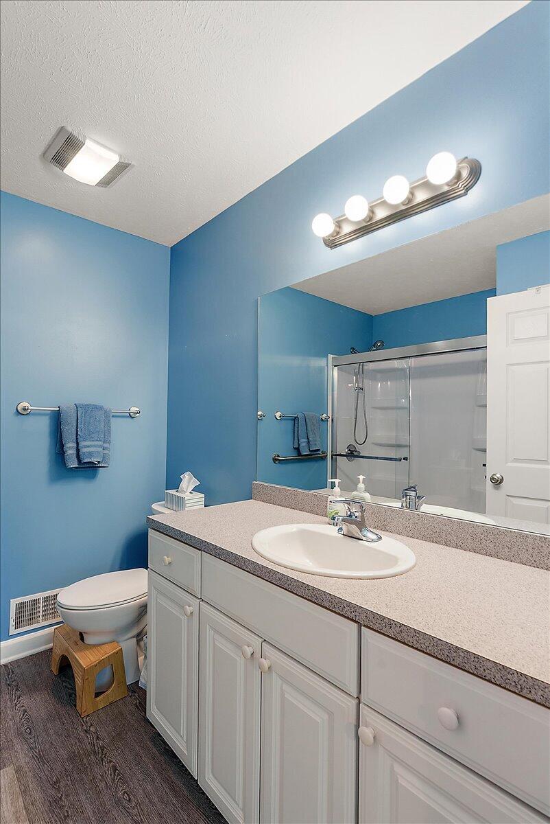 11382 E Lake Drive Holland MI 49424