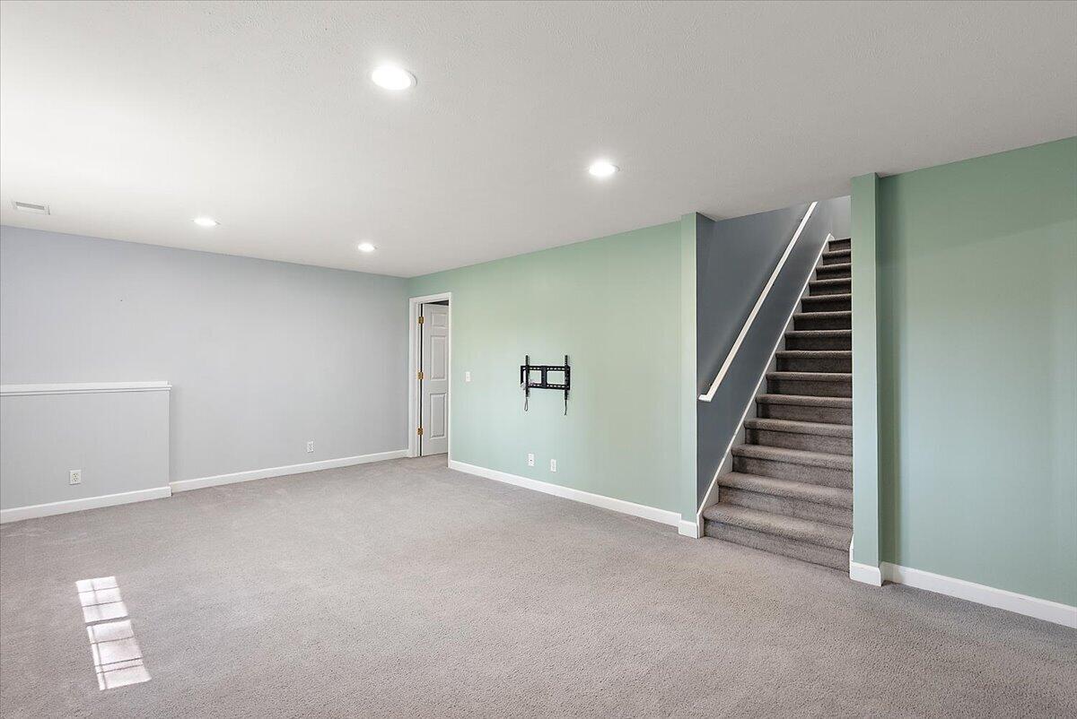 11382 E Lake Drive Holland MI 49424