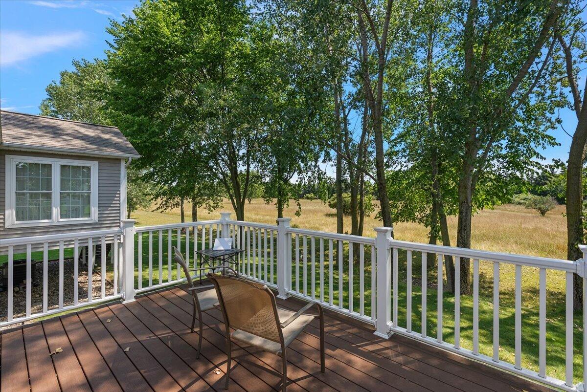 11382 E Lake Drive Holland MI 49424