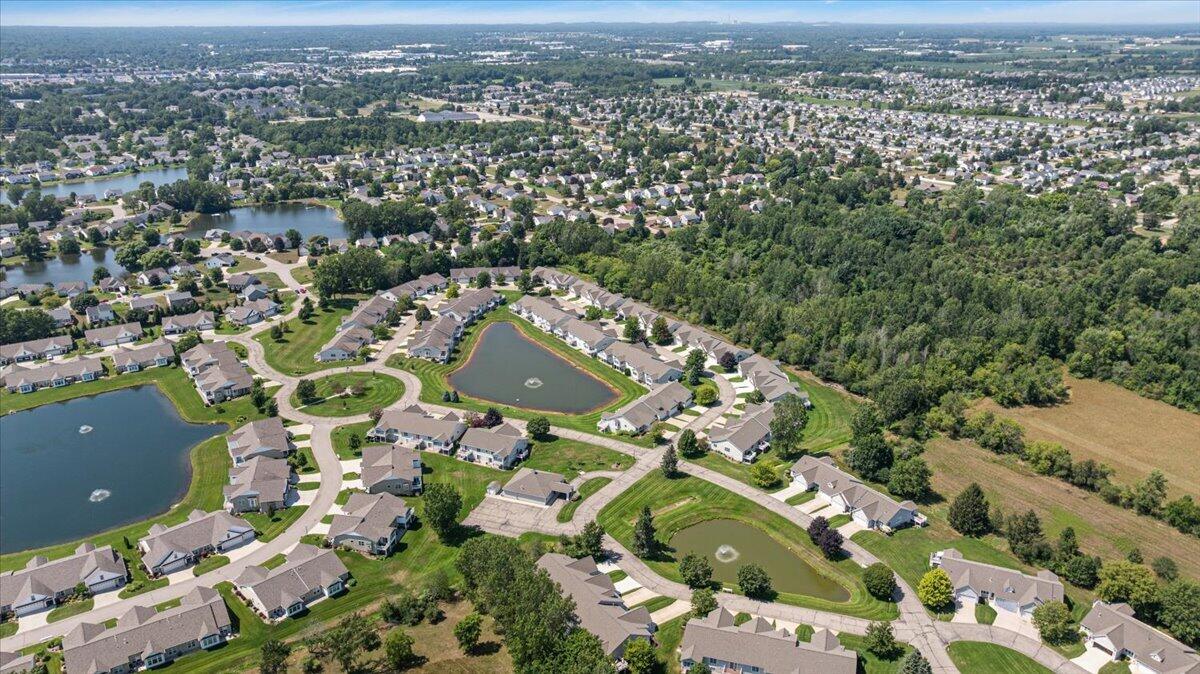 11382 E Lake Drive Holland MI 49424