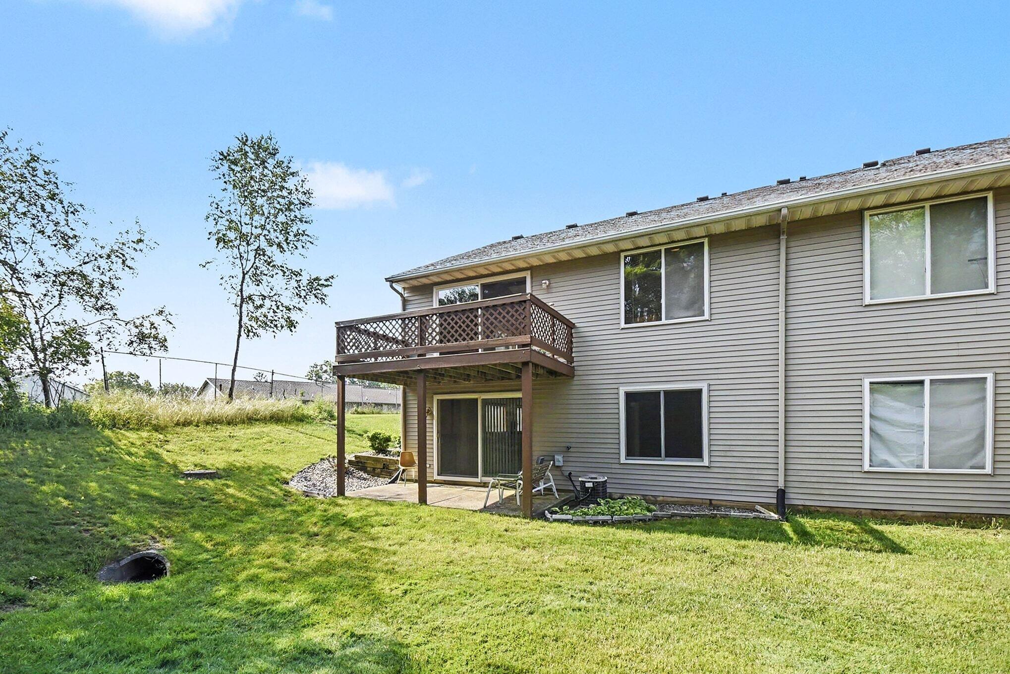 2091 Woodshire Place SE Grand Rapids MI 49508