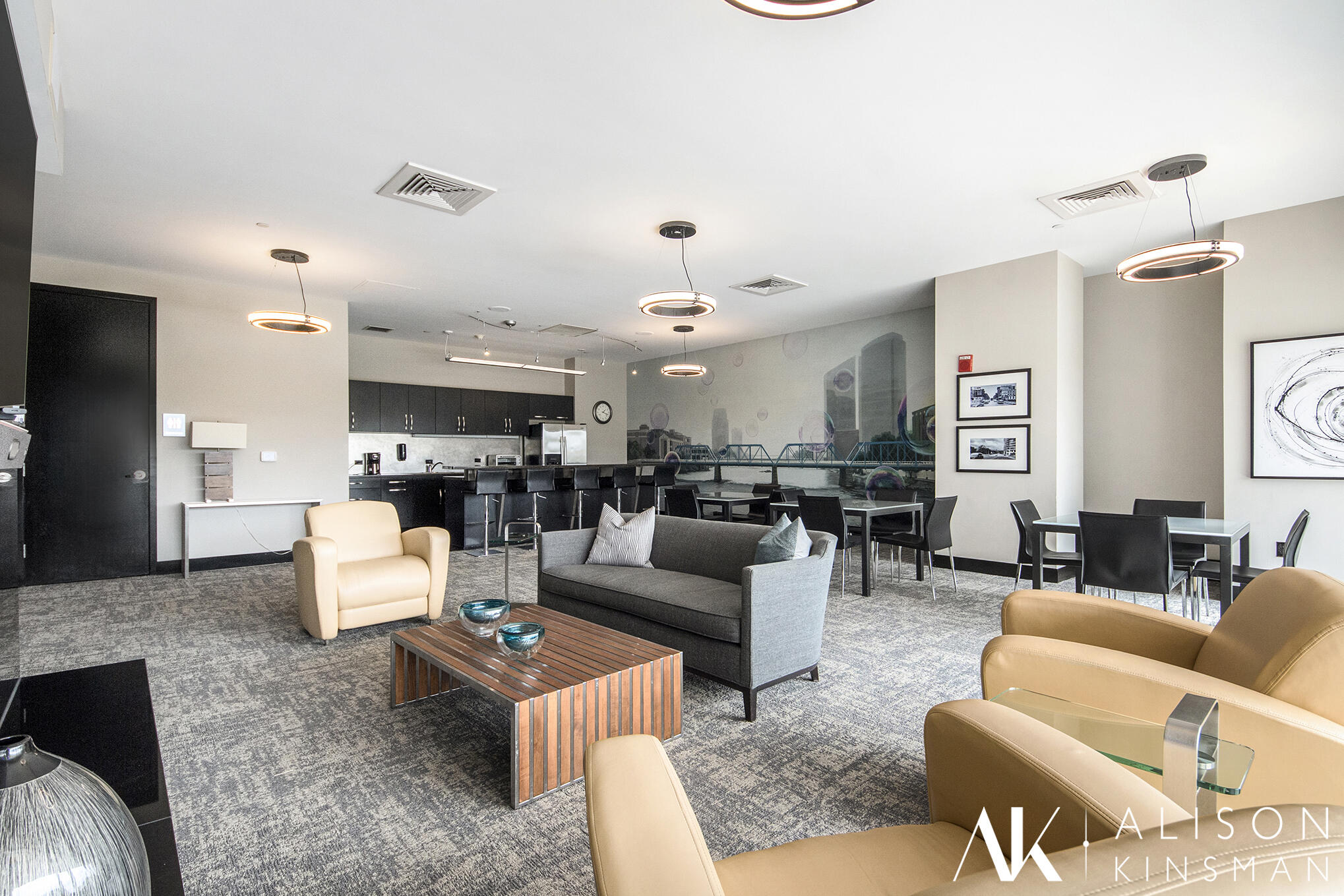 335 Bridge Street NW Grand Rapids MI 49504