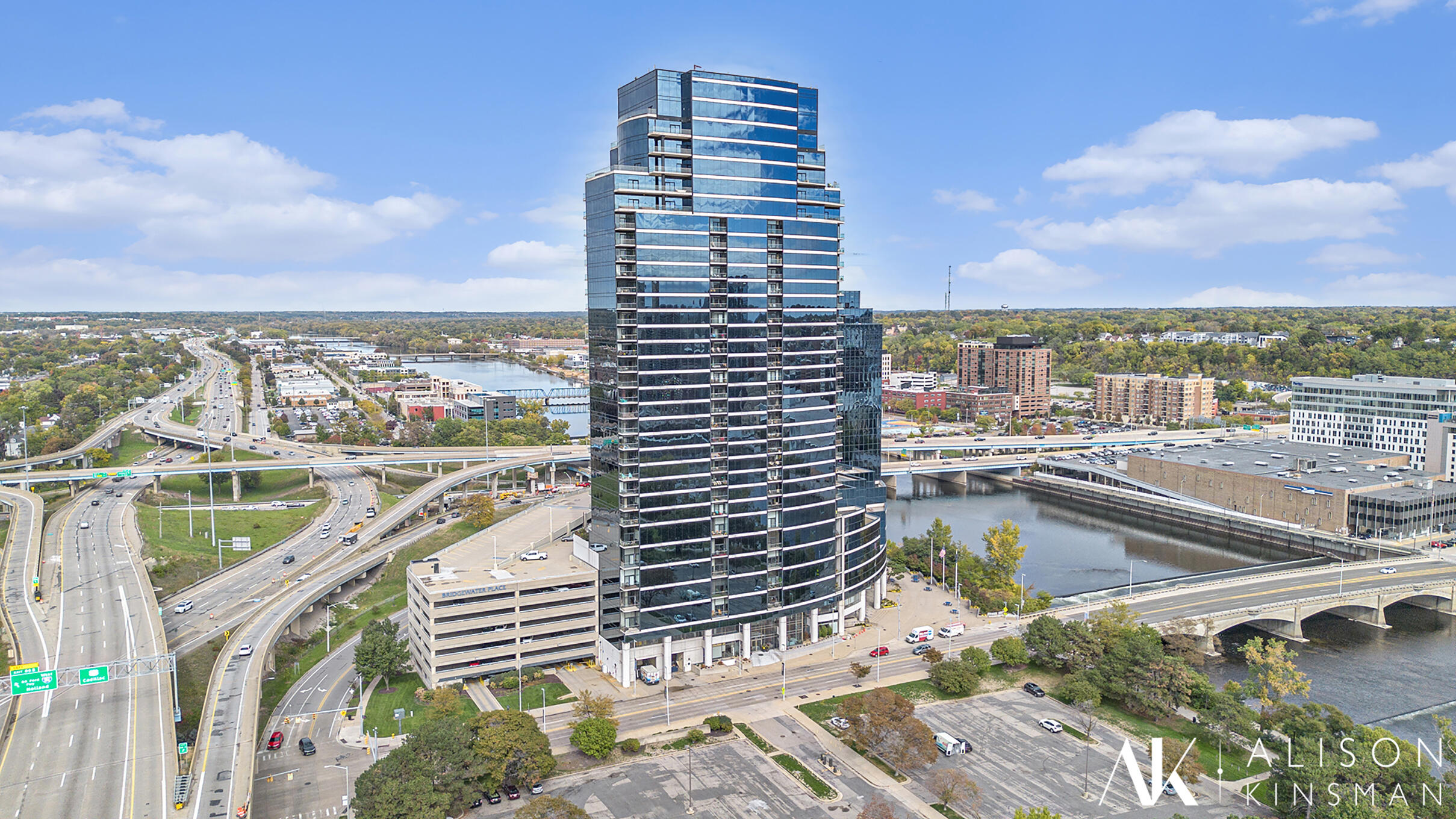 335 Bridge Street NW Grand Rapids MI 49504