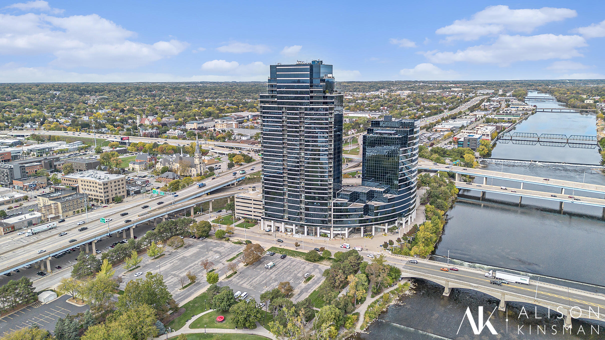 335 Bridge Street NW Grand Rapids MI 49504