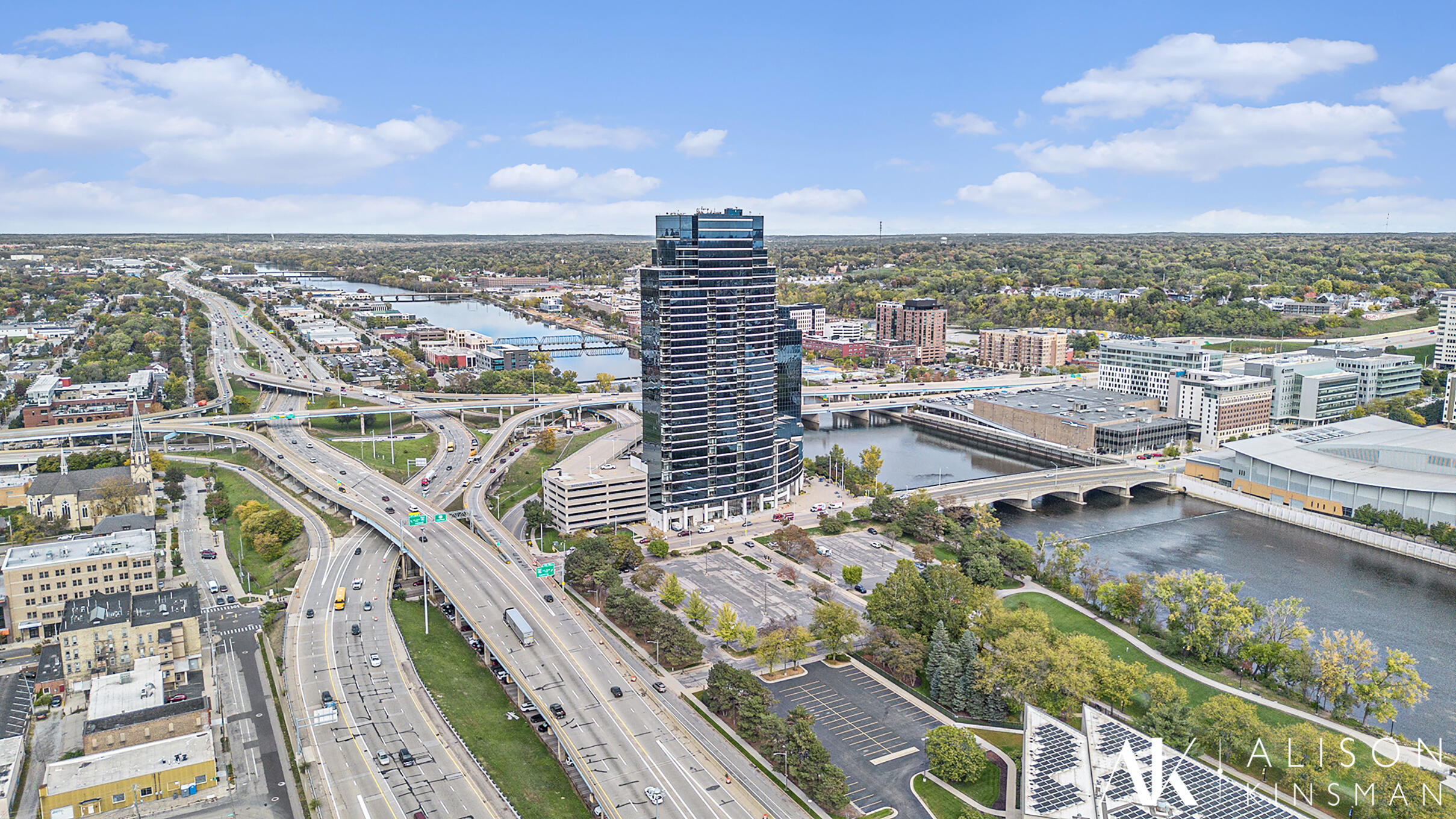 335 Bridge Street NW Grand Rapids MI 49504