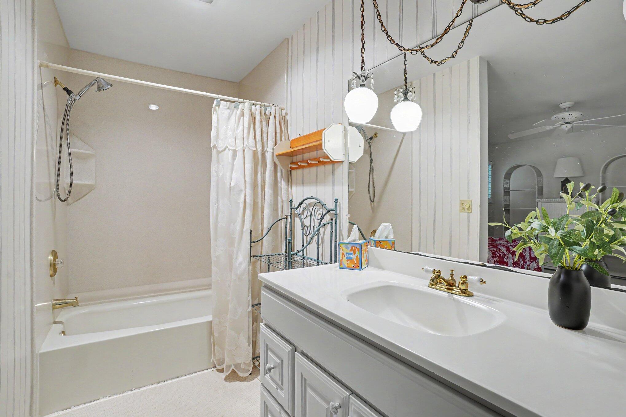 3834 Greenleaf Circle Kalamazoo MI 49008