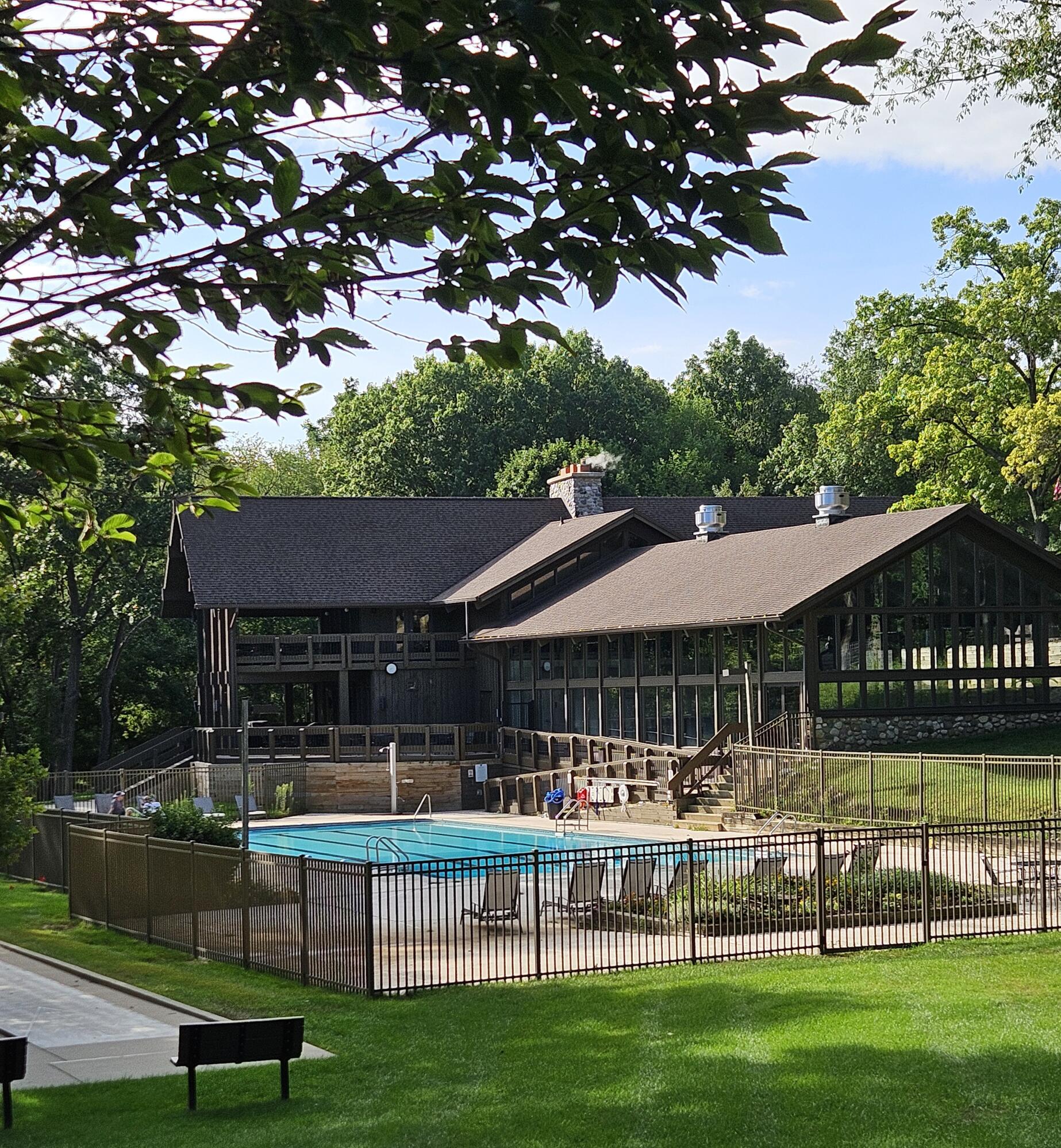 3834 Greenleaf Circle Kalamazoo MI 49008