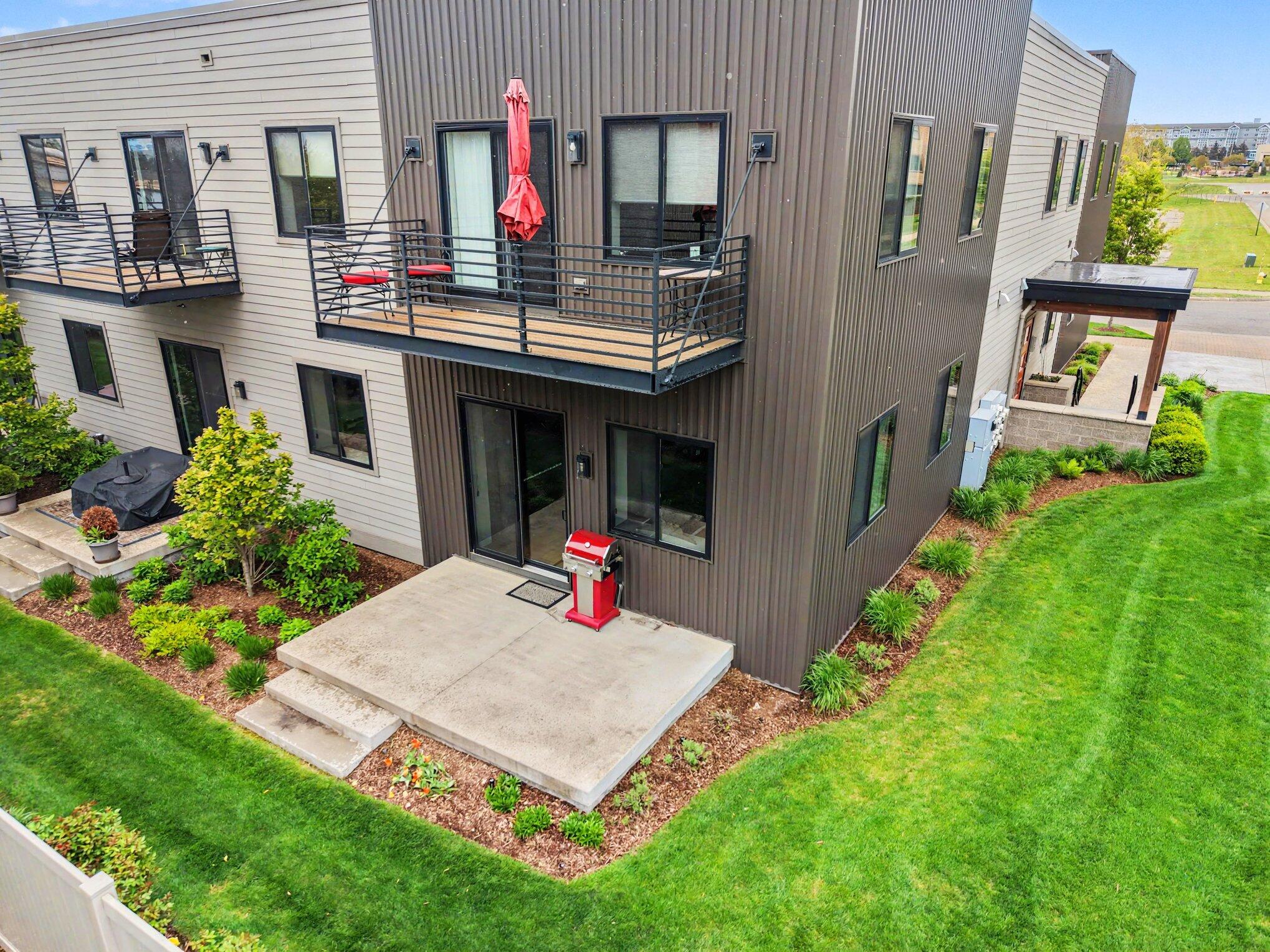 110 Central Avenue Holland MI 49423