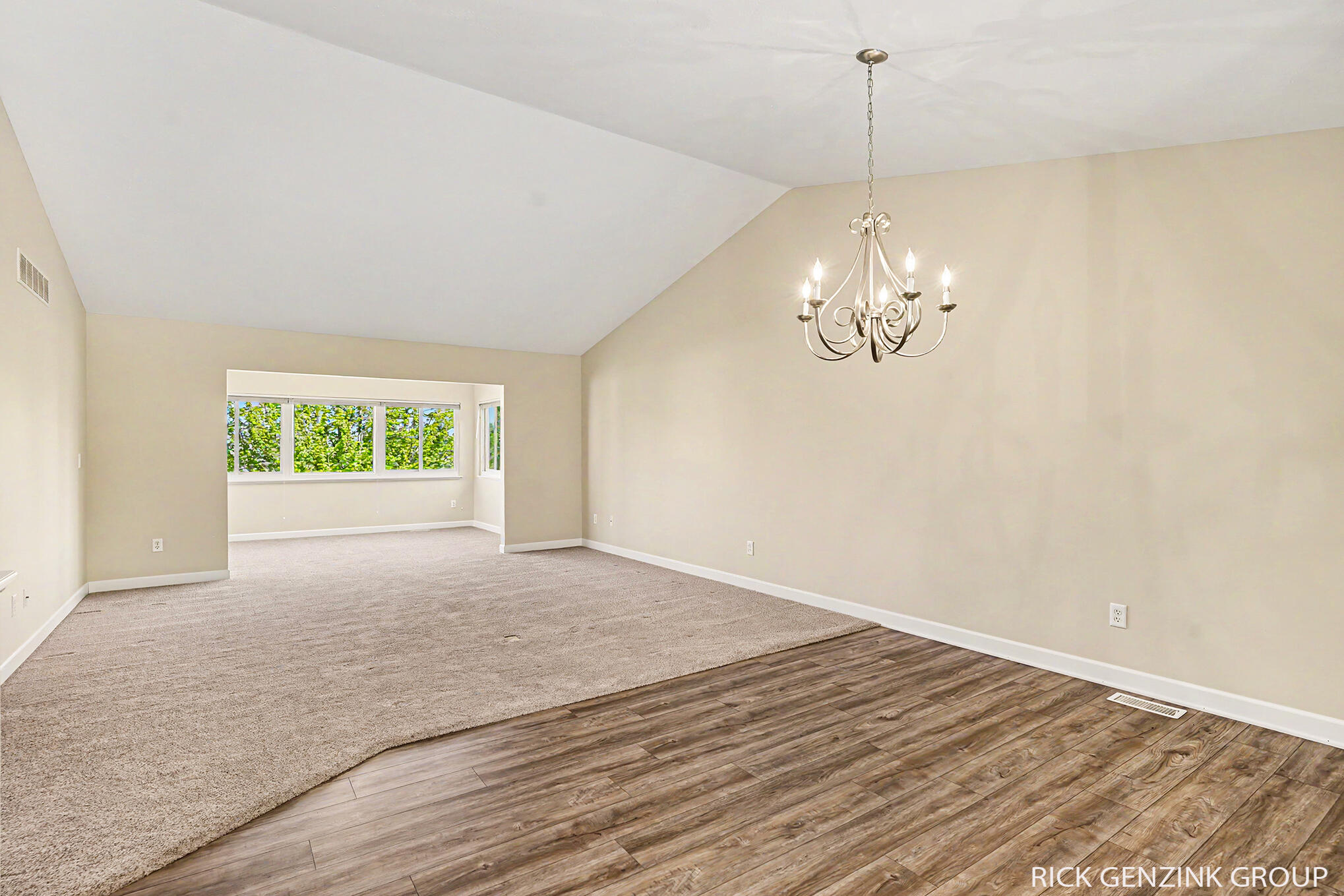 1103 Fountain View Circle Holland MI 49423