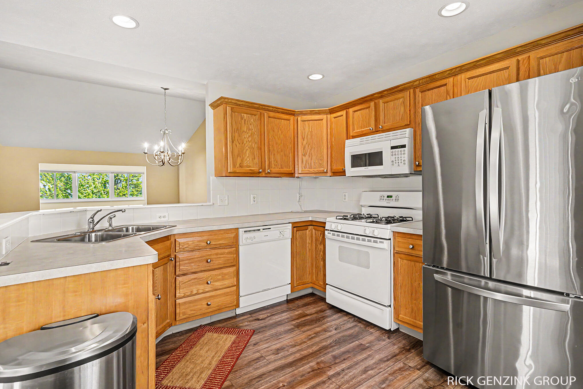 1103 Fountain View Circle Holland MI 49423