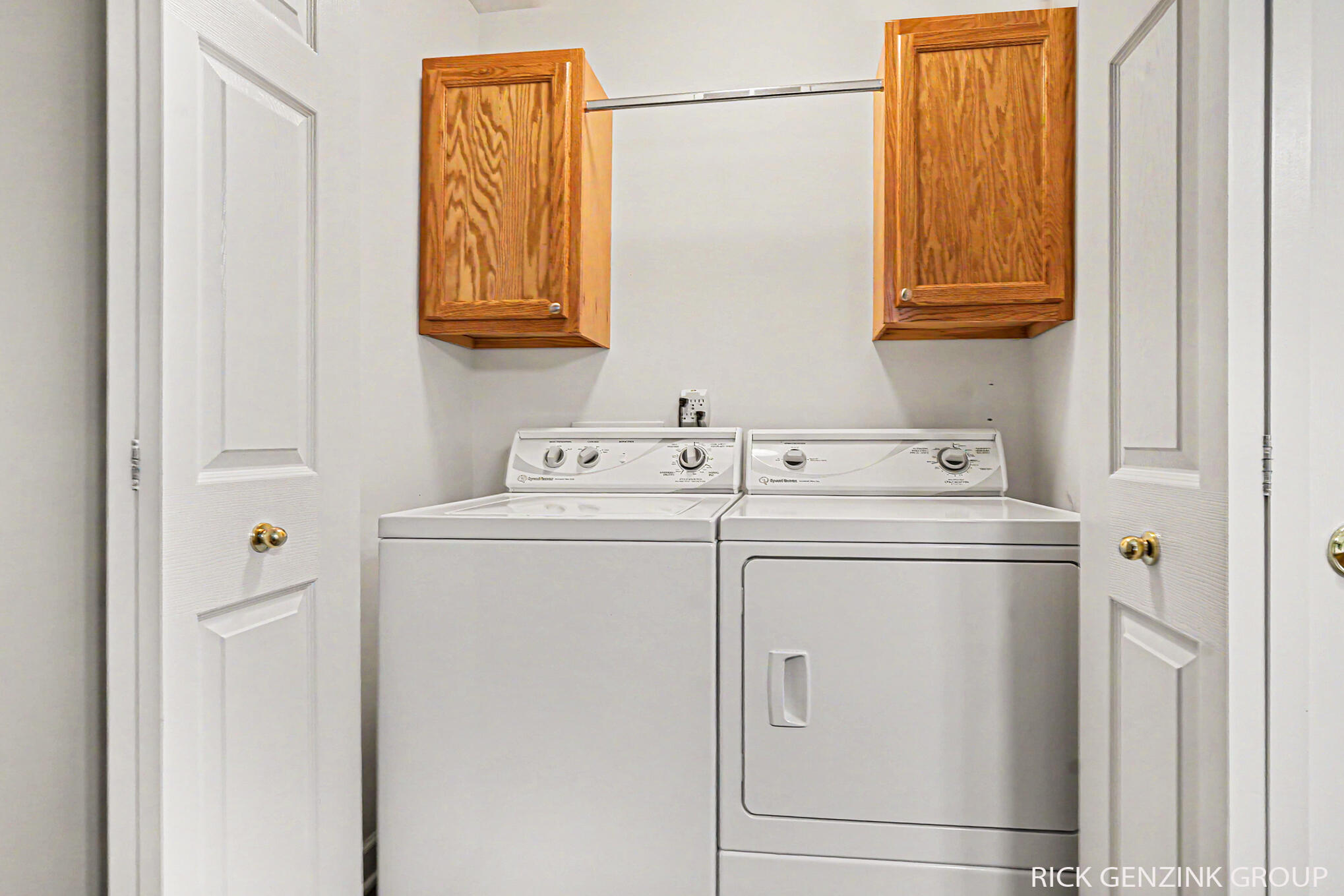 1103 Fountain View Circle Holland MI 49423
