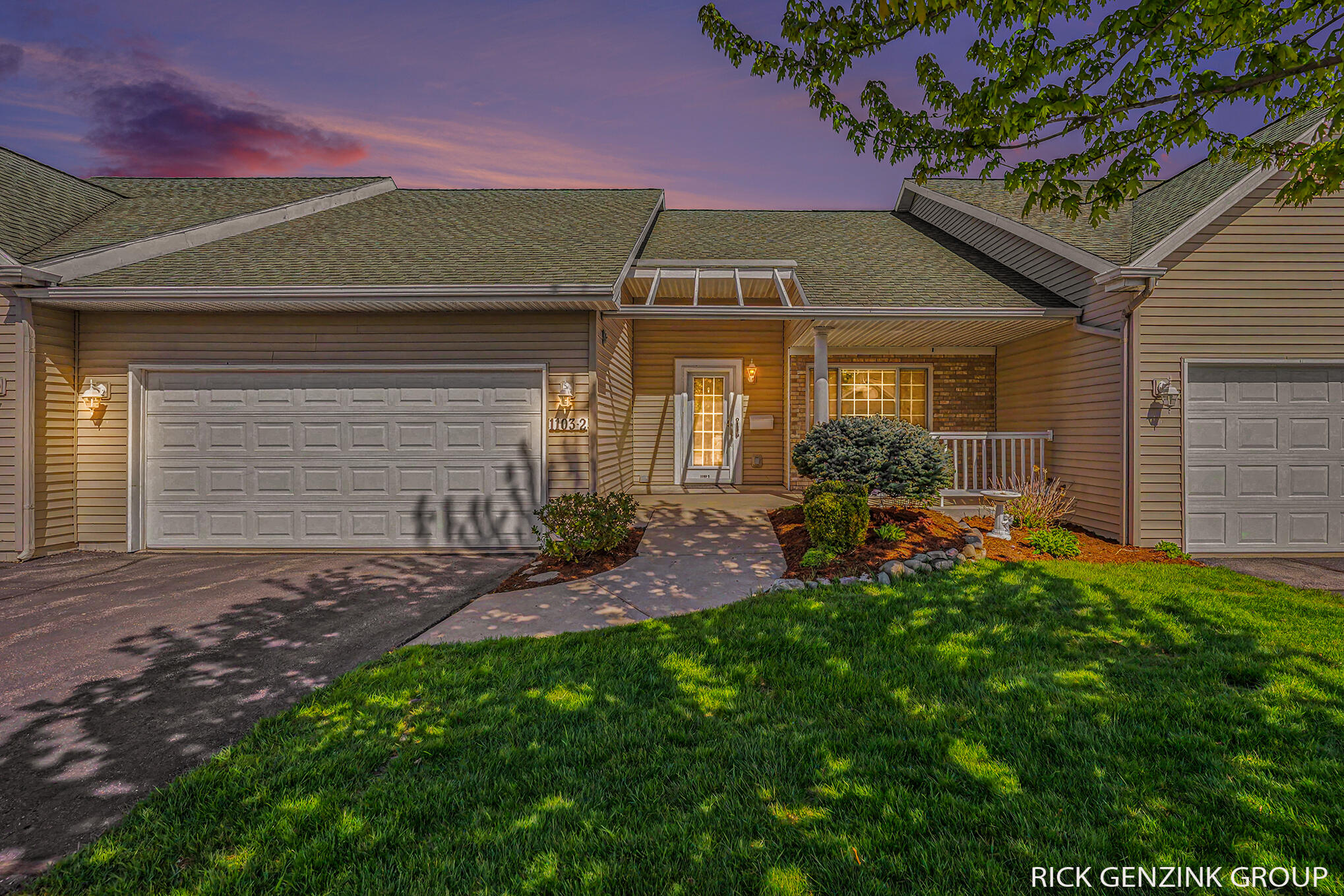 1103 Fountain View Circle Holland MI 49423
