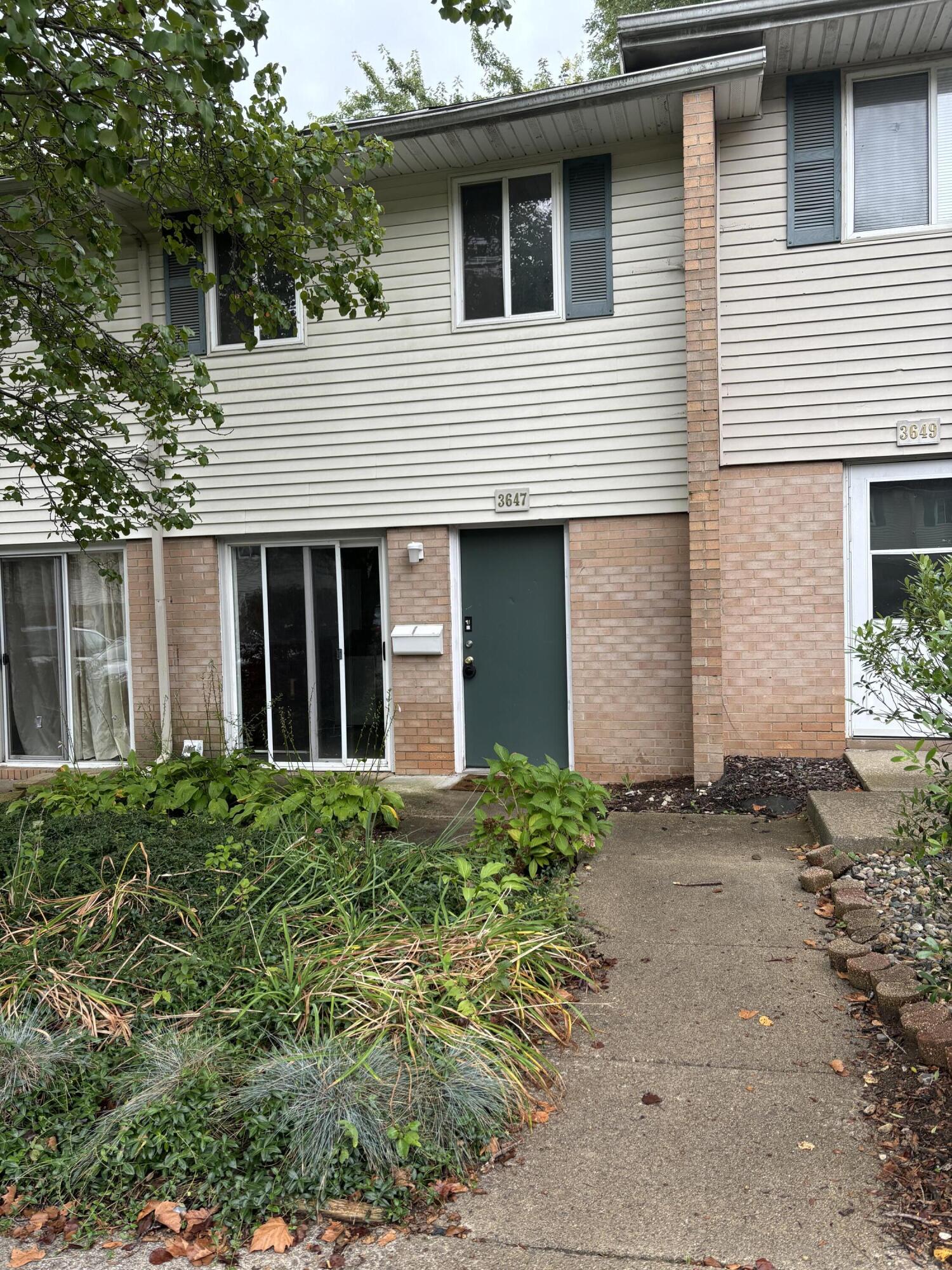 3647 Kenbrooke Court Kalamazoo MI 49006