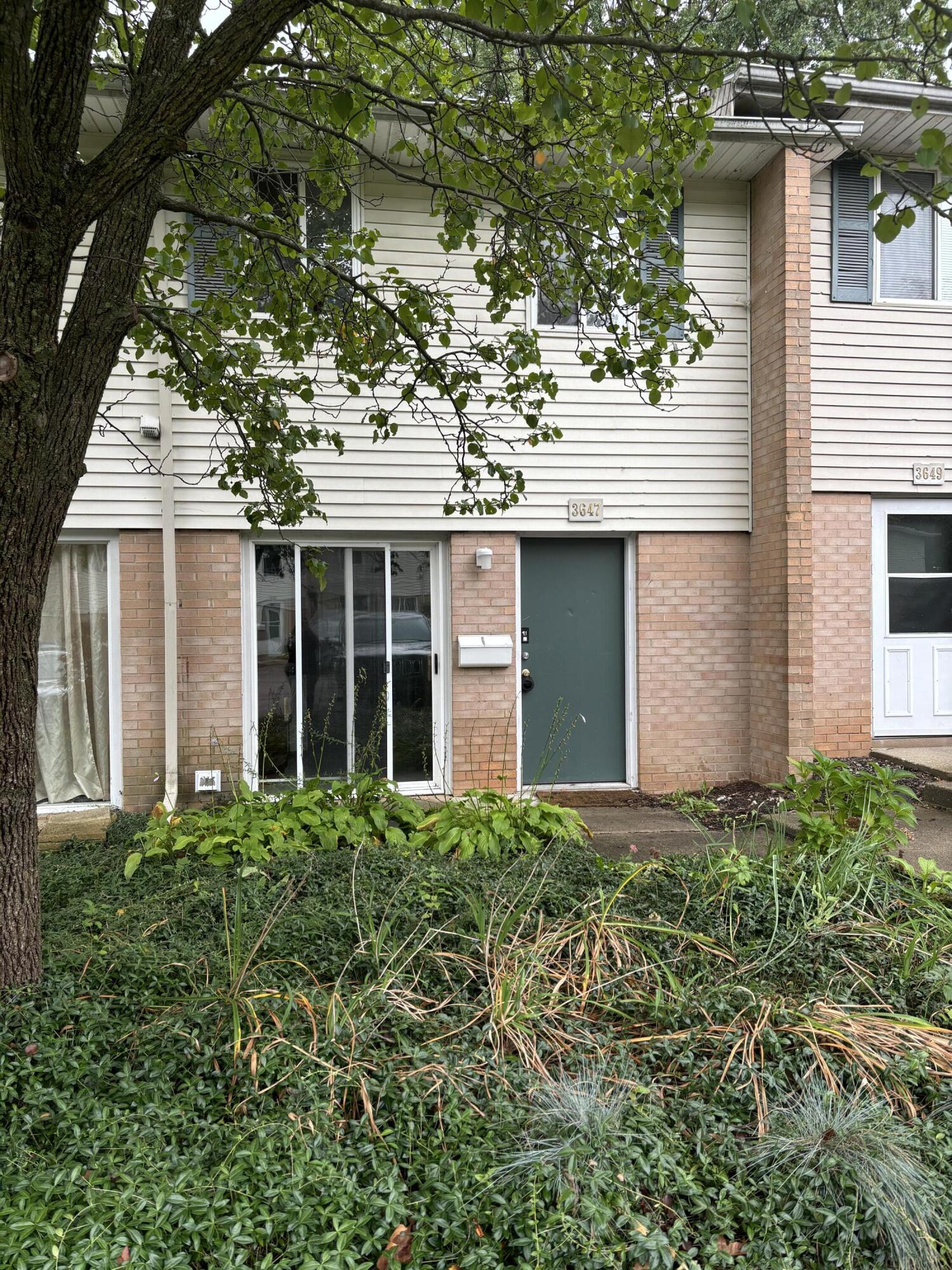 3647 Kenbrooke Court Kalamazoo MI 49006