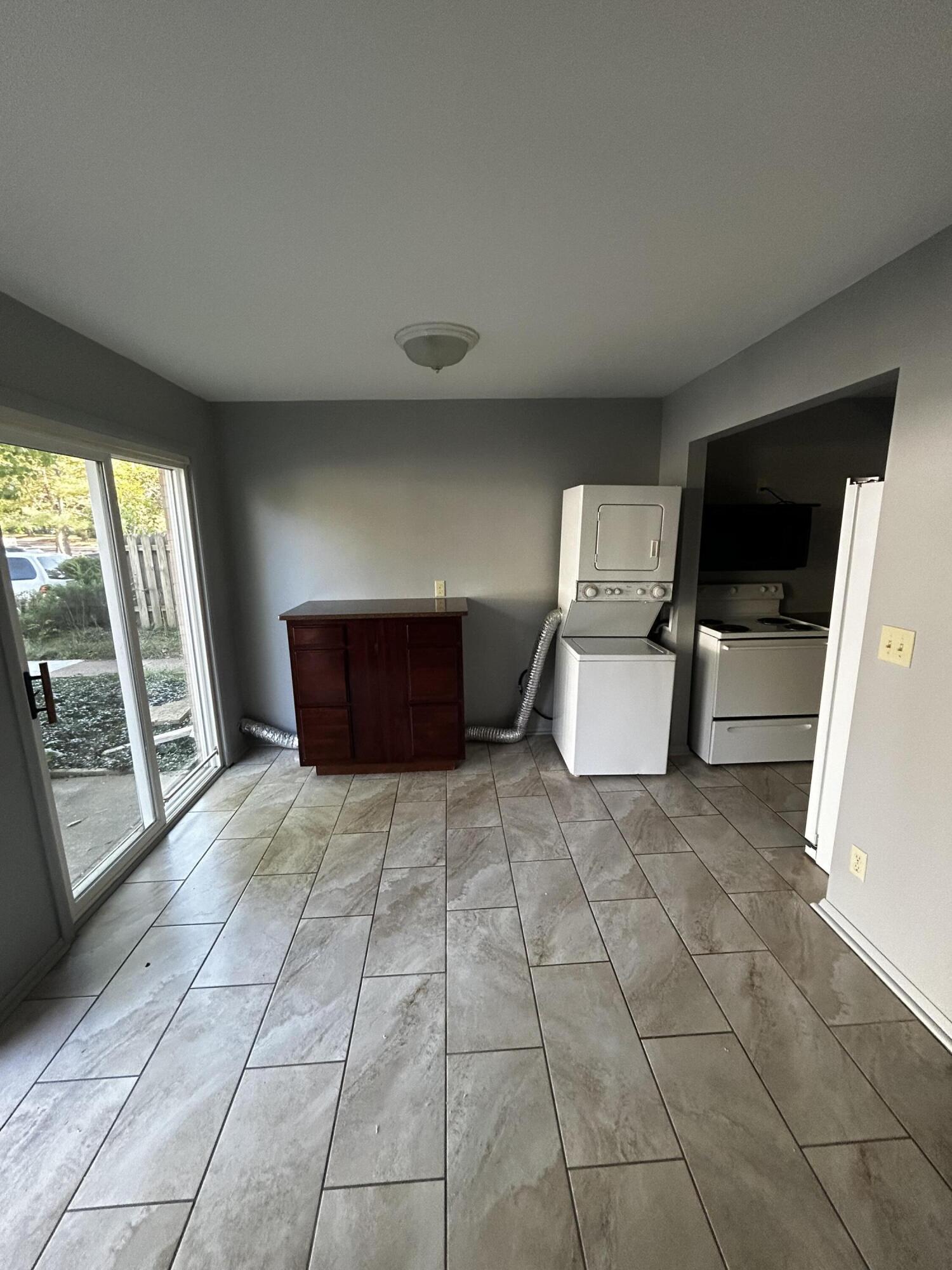 3647 Kenbrooke Court Kalamazoo MI 49006