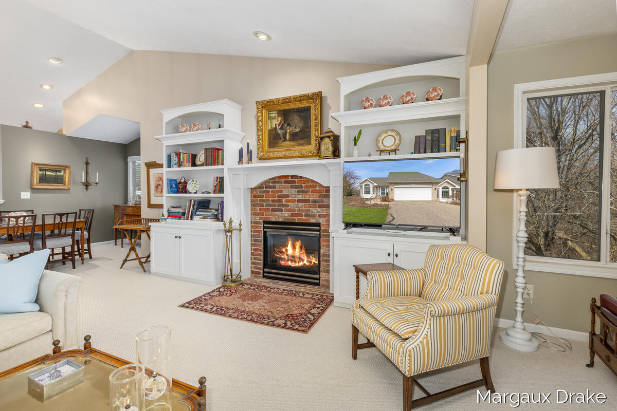 1946 Dunlin Court NE Grand Rapids MI 49505
