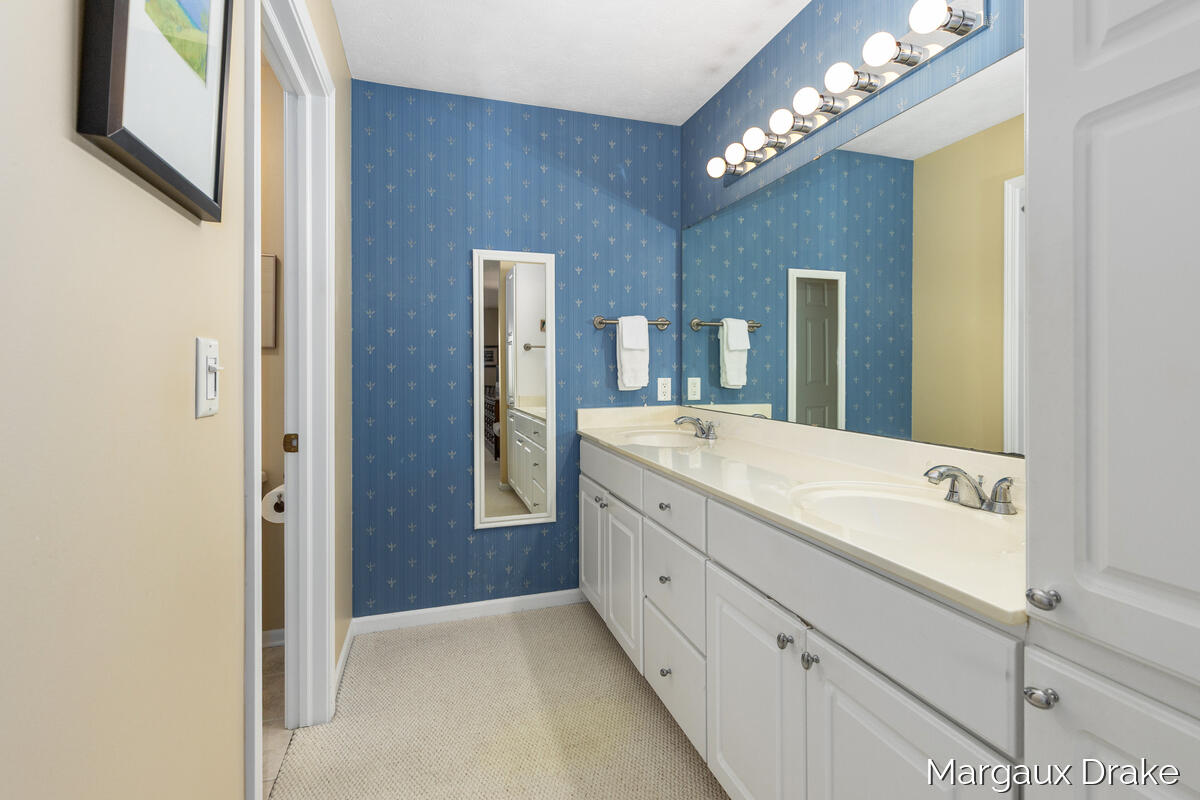 1946 Dunlin Court NE Grand Rapids MI 49505