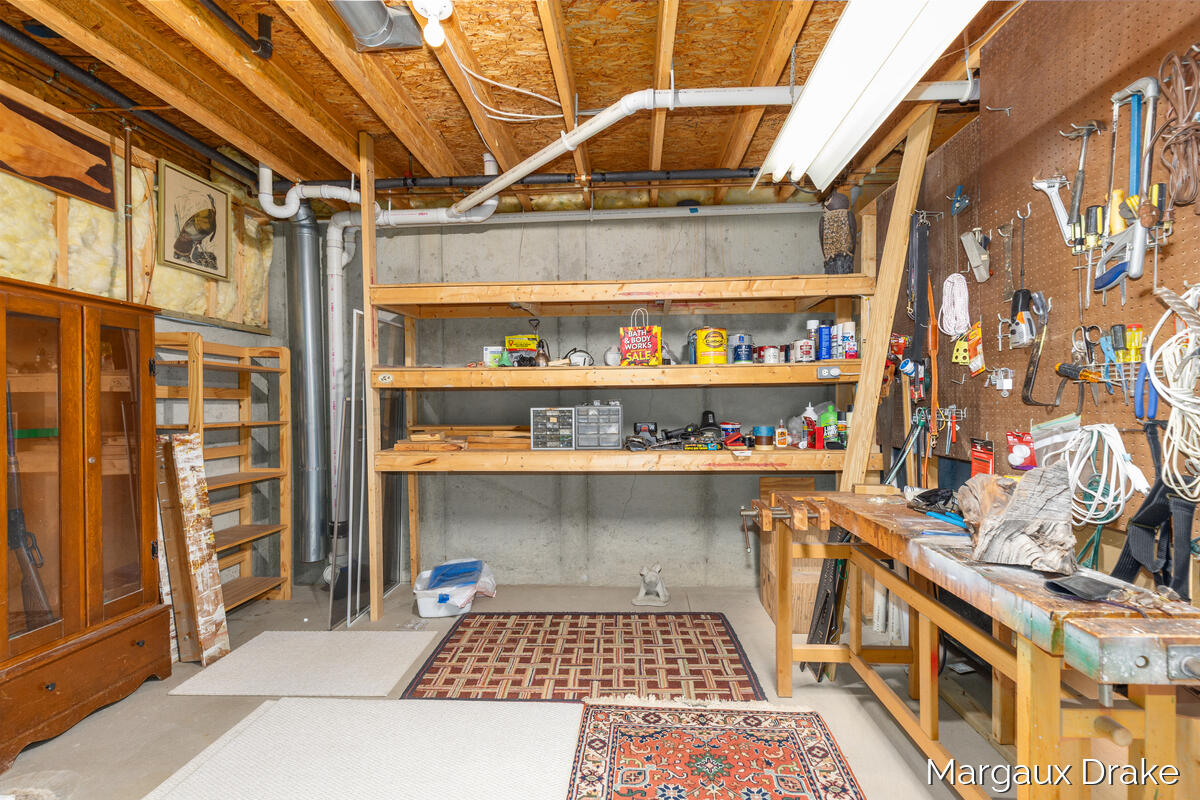 1946 Dunlin Court NE Grand Rapids MI 49505