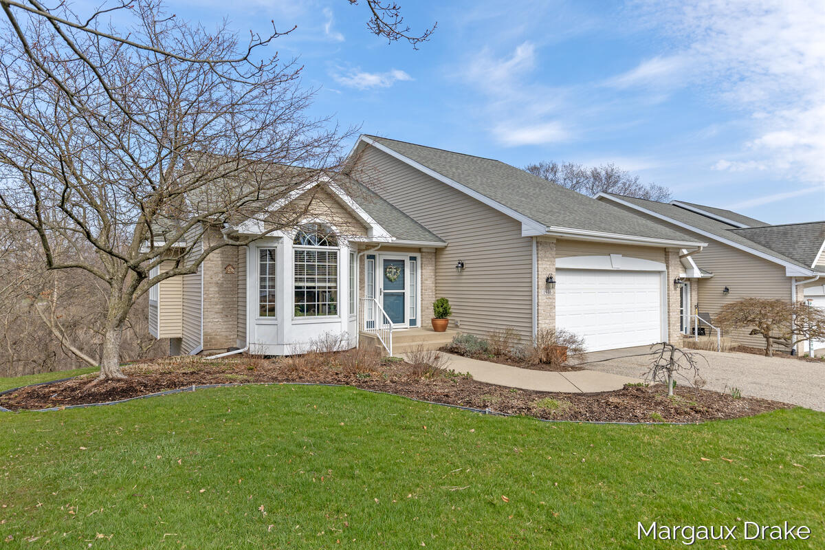 1946 Dunlin Court NE Grand Rapids MI 49505