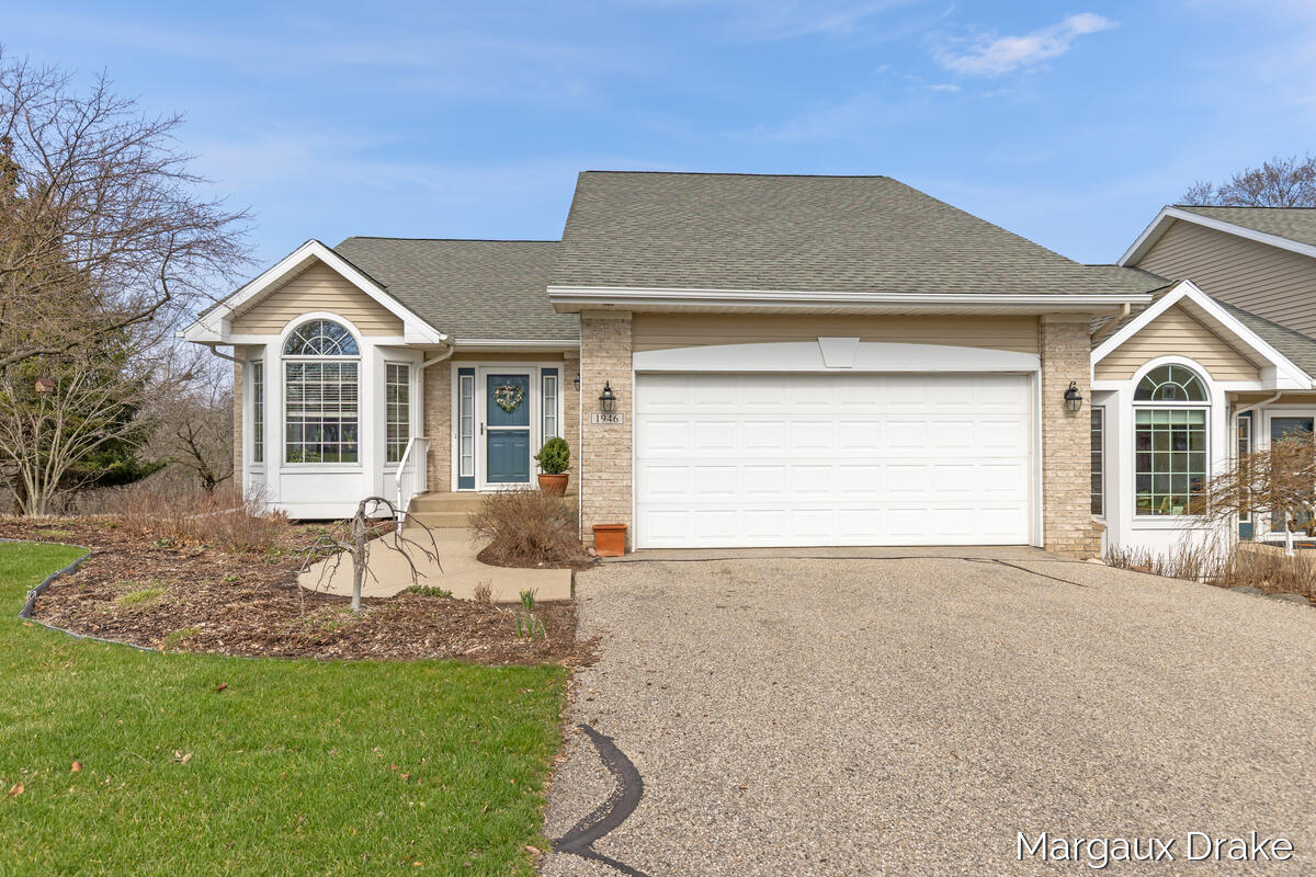 1946 Dunlin Court NE Grand Rapids MI 49505