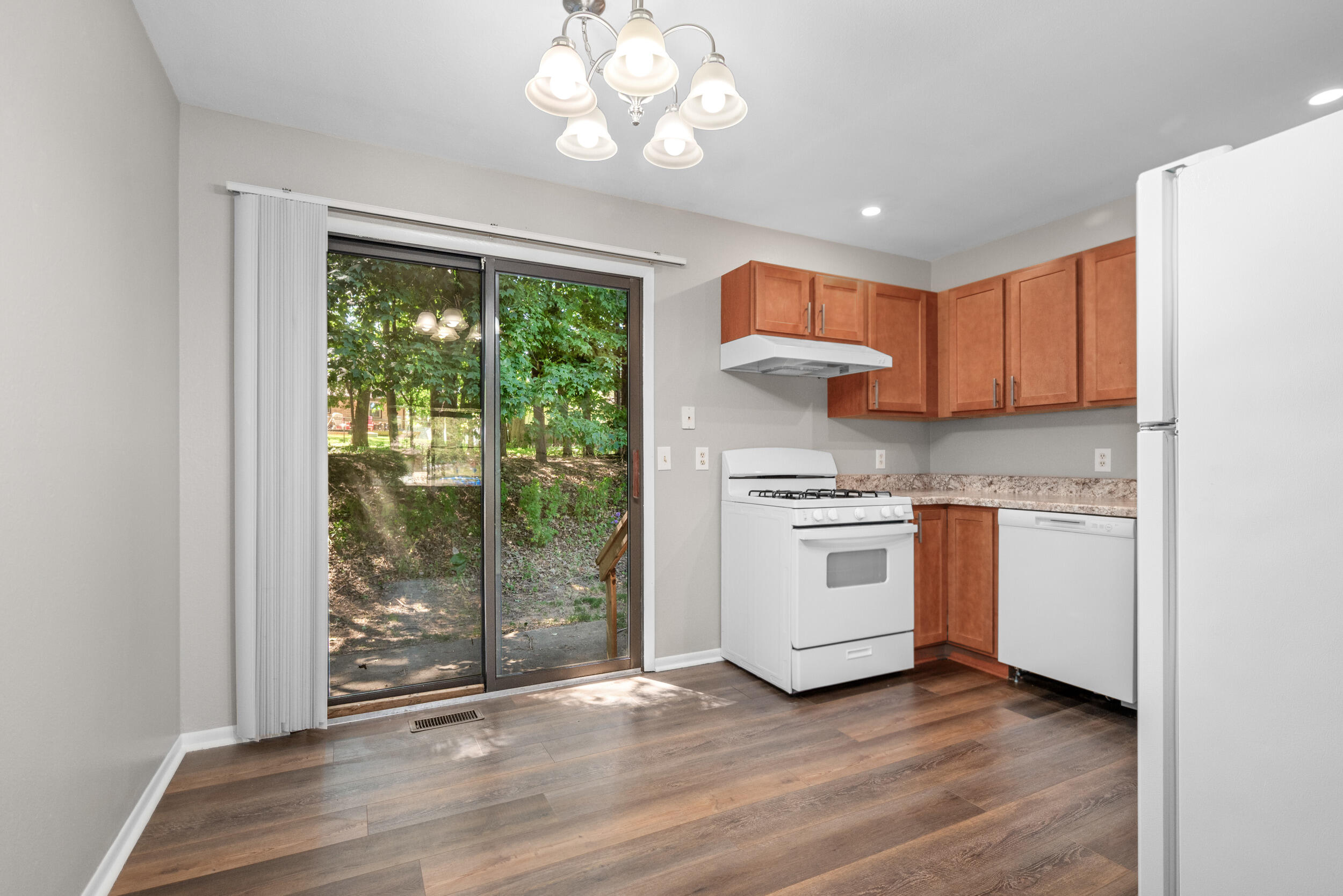 2967 Englewood Avenue SE Grand Rapids MI 49508