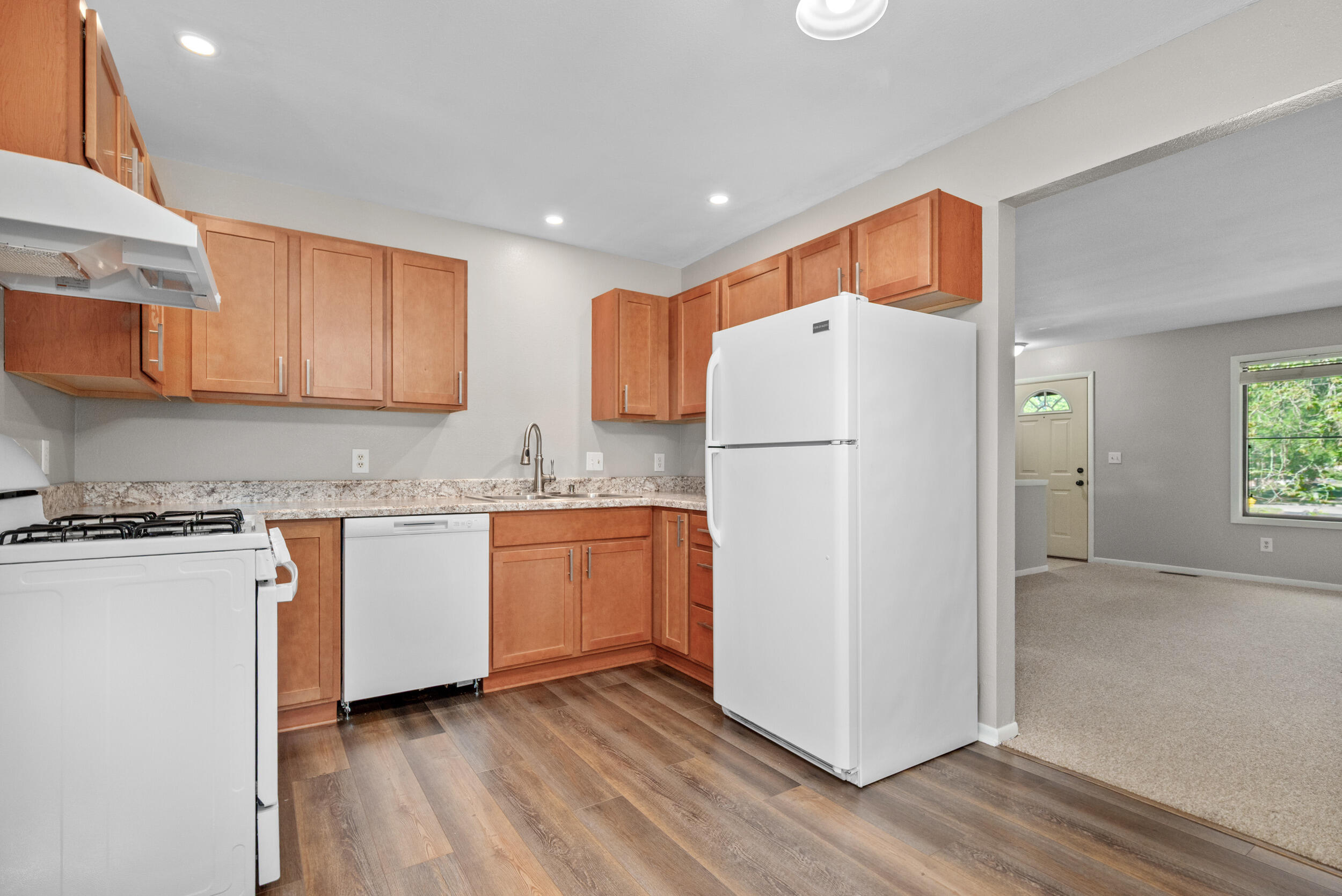 2967 Englewood Avenue SE Grand Rapids MI 49508