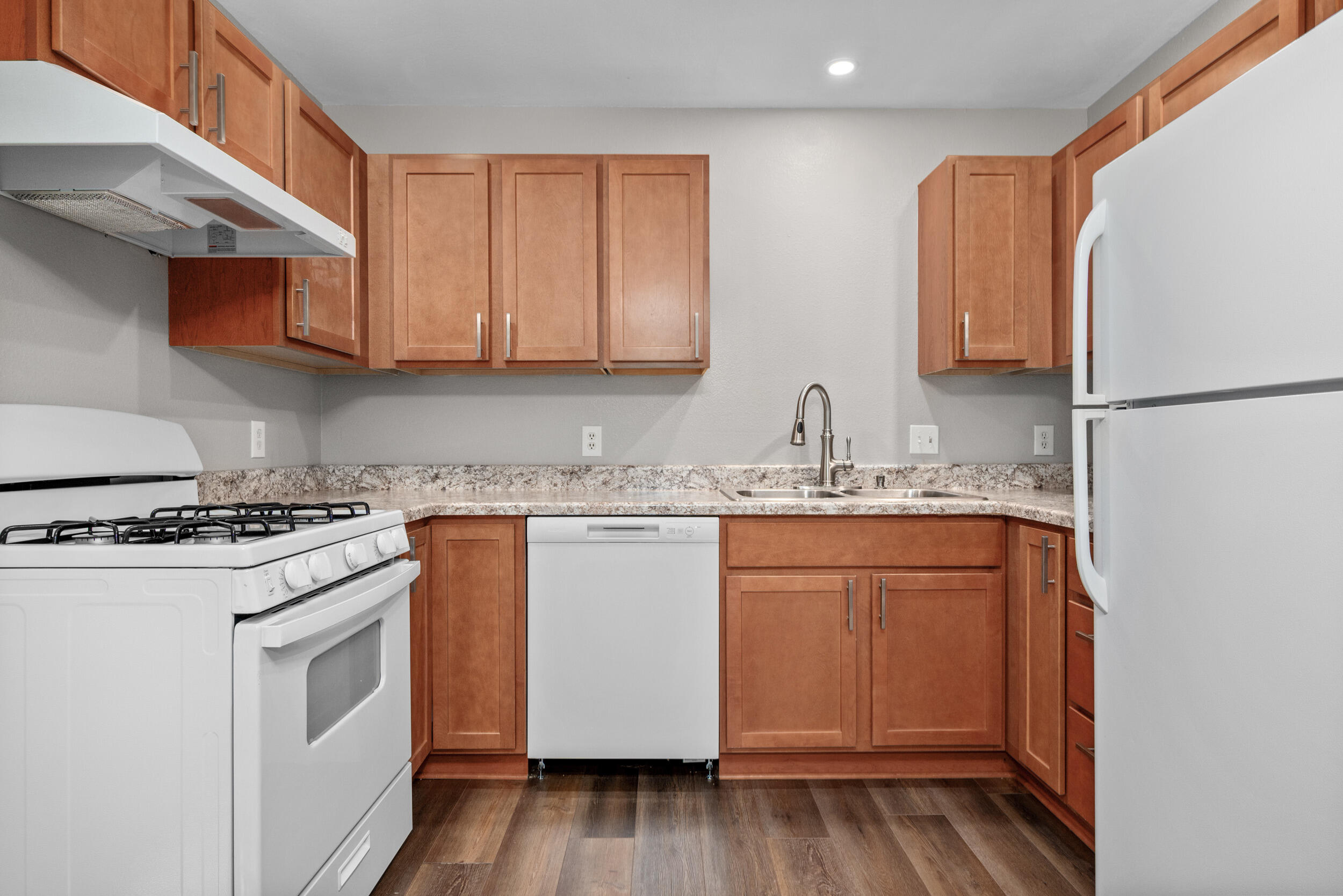 2967 Englewood Avenue SE Grand Rapids MI 49508