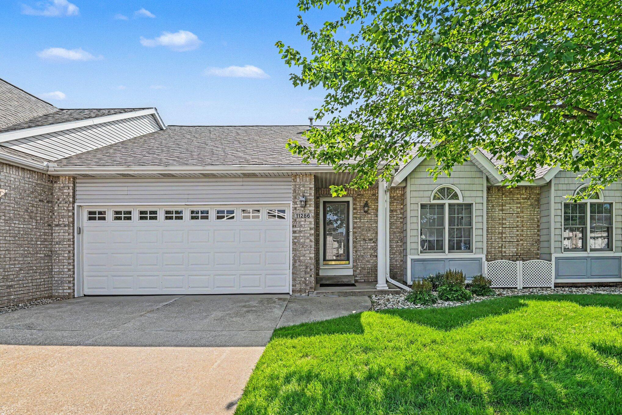 11286 Blue Heron Parkway Holland MI 49424