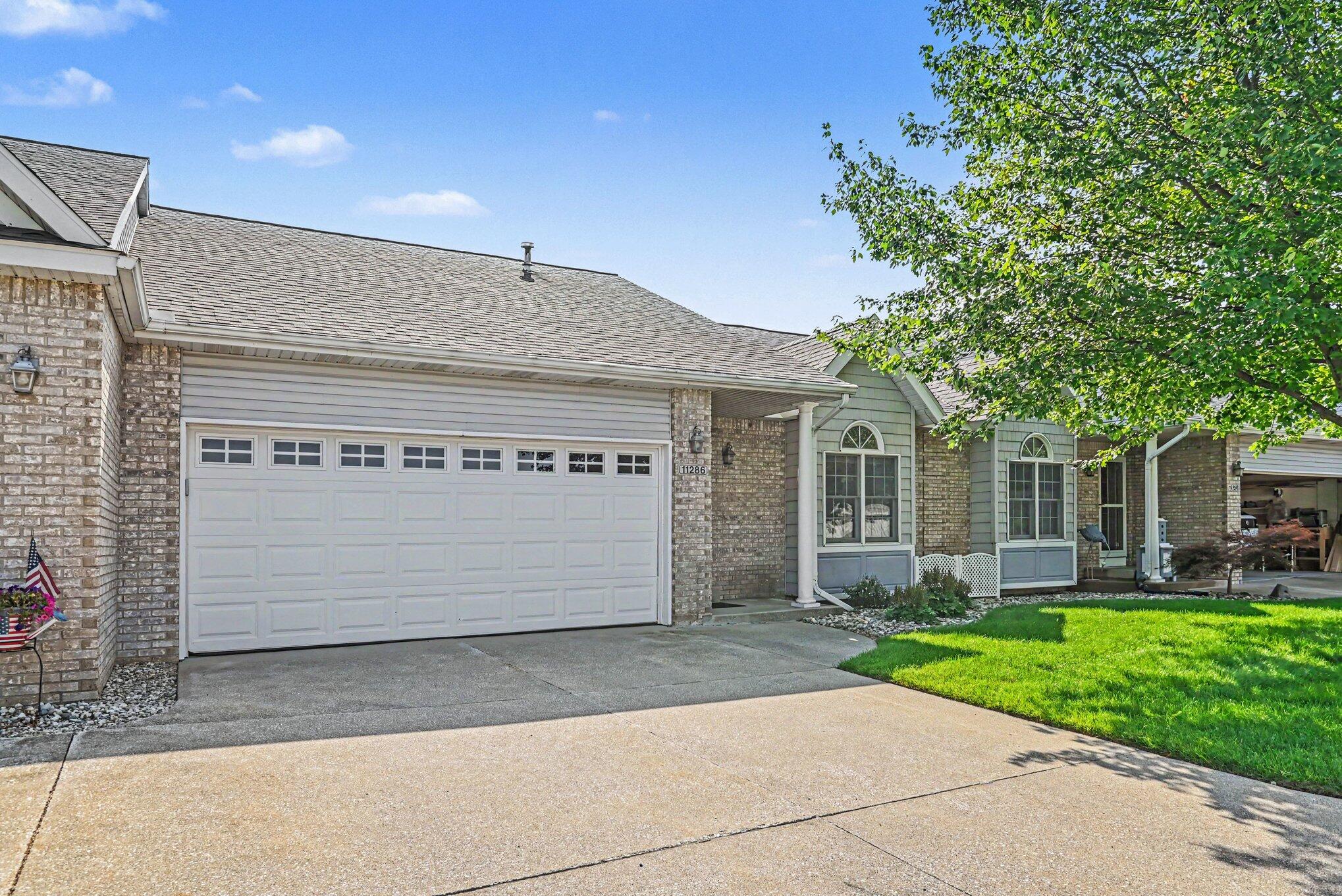 11286 Blue Heron Parkway Holland MI 49424