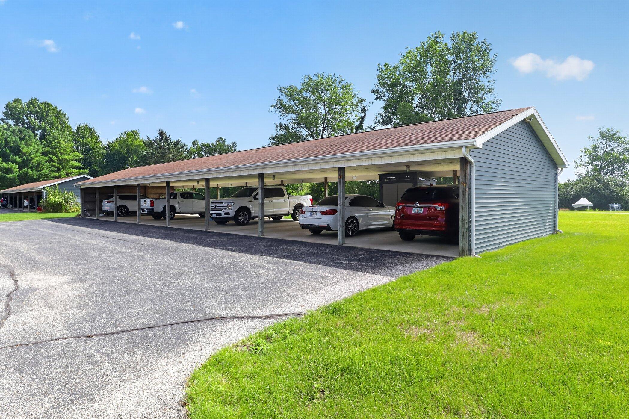 68570 Morton Drive Edwardsburg MI 49112