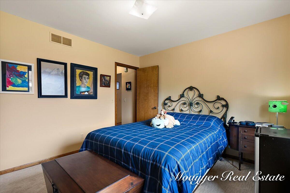 5895 Leisure South Drive SE Grand Rapids MI 49548
