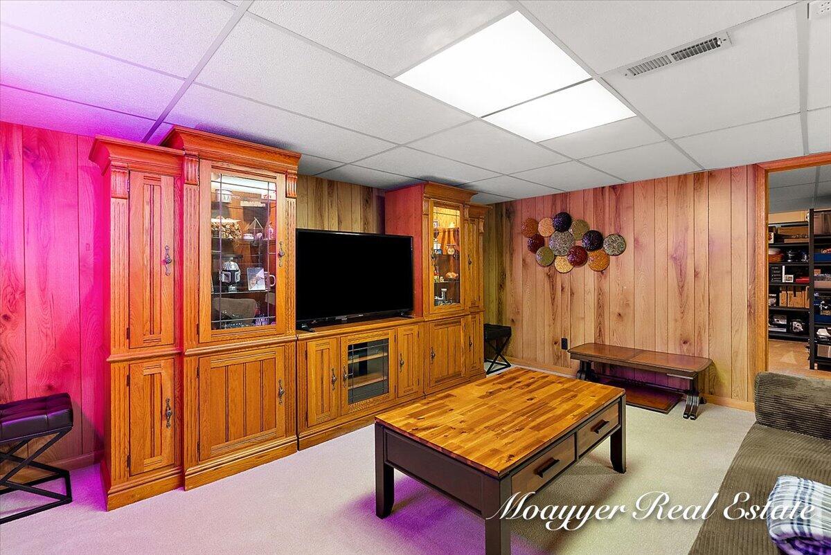 5895 Leisure South Drive SE Grand Rapids MI 49548