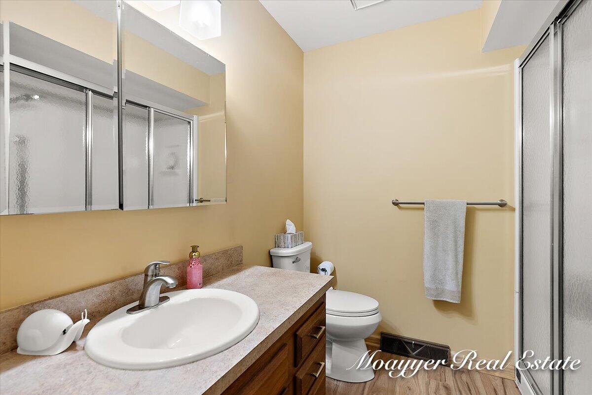 5895 Leisure South Drive SE Grand Rapids MI 49548