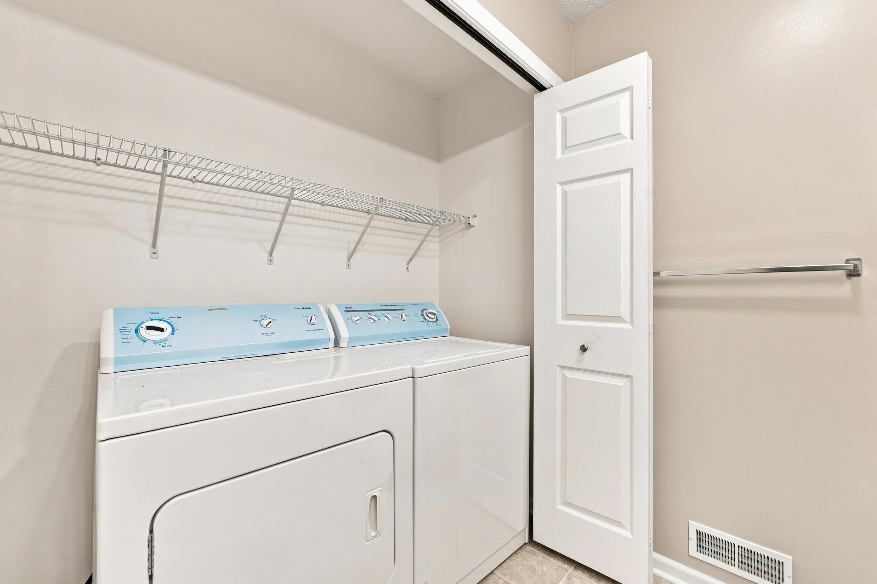 1364 Tanager Lane Kalamazoo MI 49009