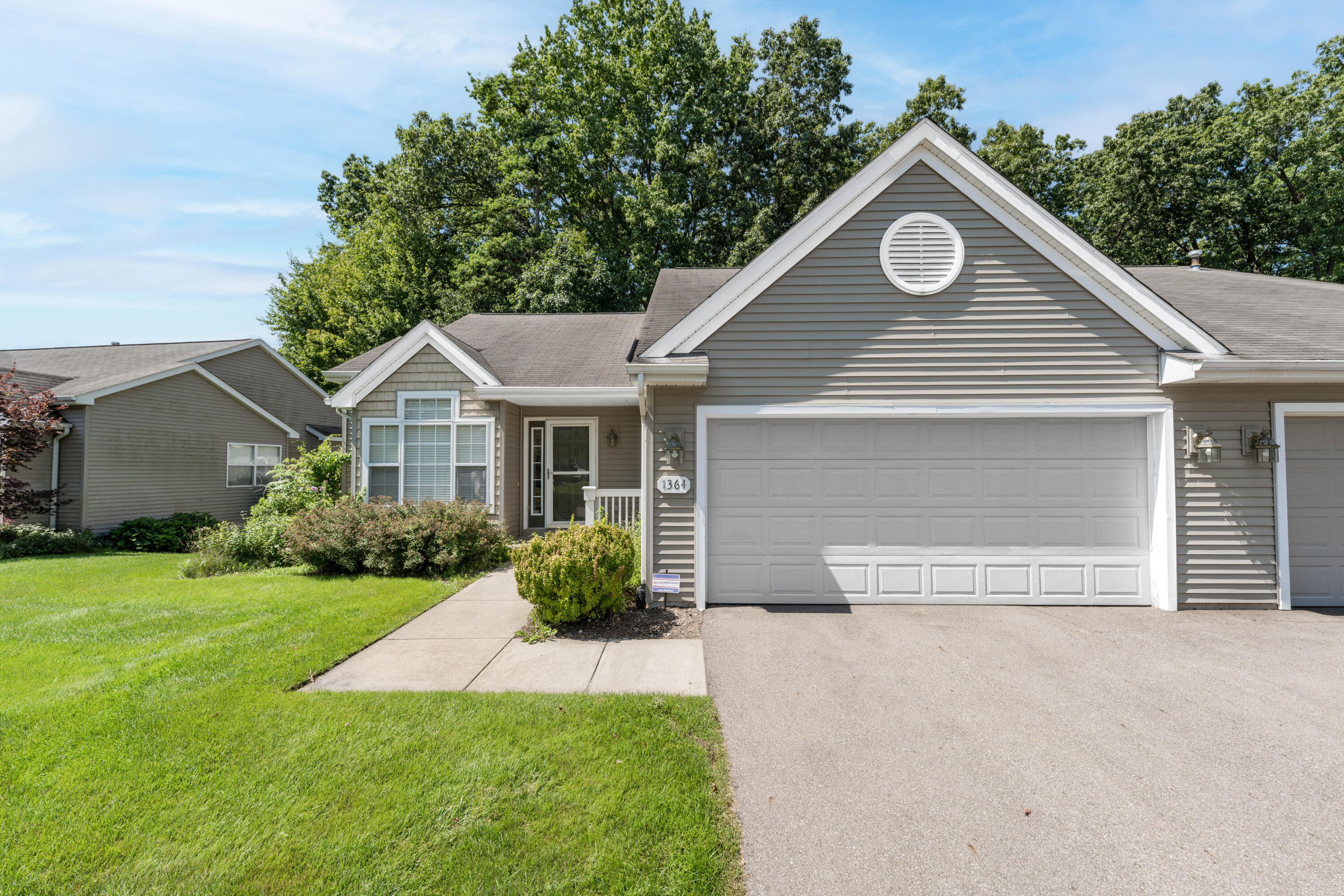 1364 Tanager Lane Kalamazoo MI 49009