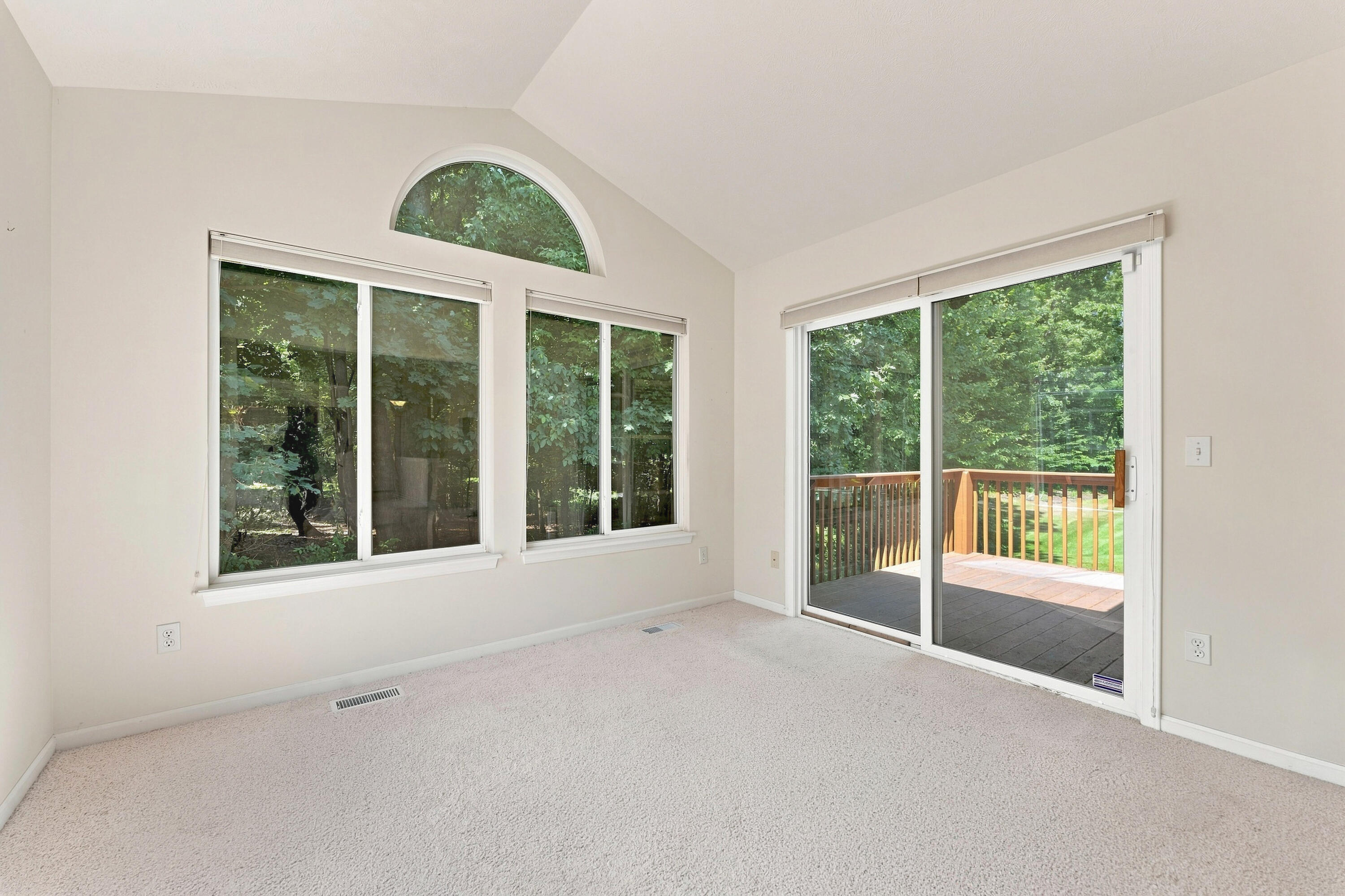 1364 Tanager Lane Kalamazoo MI 49009