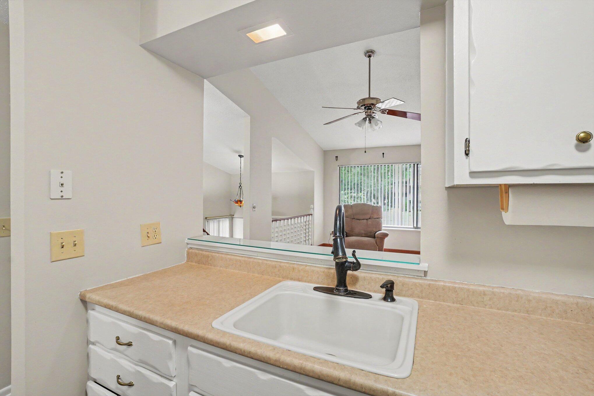 2376 Strathmore Street Kalamazoo MI 49009