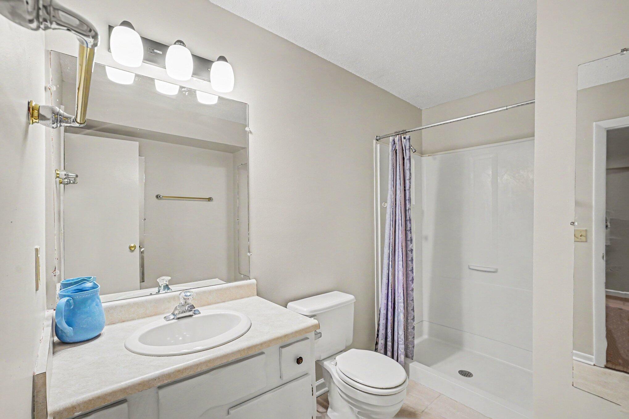 2376 Strathmore Street Kalamazoo MI 49009