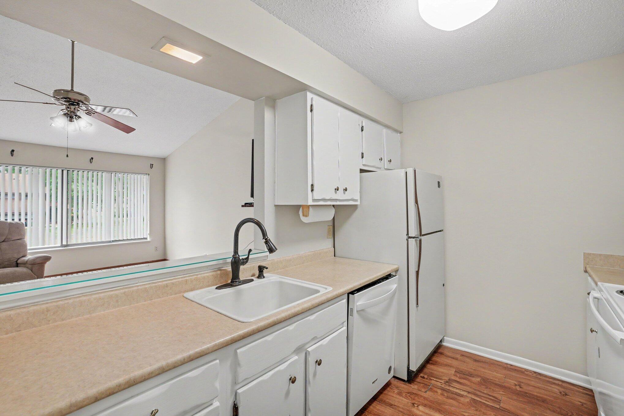 2376 Strathmore Street Kalamazoo MI 49009